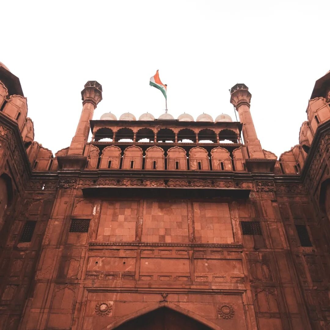New Delhi is a great landing spot to begin your travel in India.
Need help planning your trip? Visit marvelous-india.com (link in bio) to schedule a FREE consultation.

#india #indiatravel #individualism #indiagram #delhi #newdelhi #redfort #mughal #