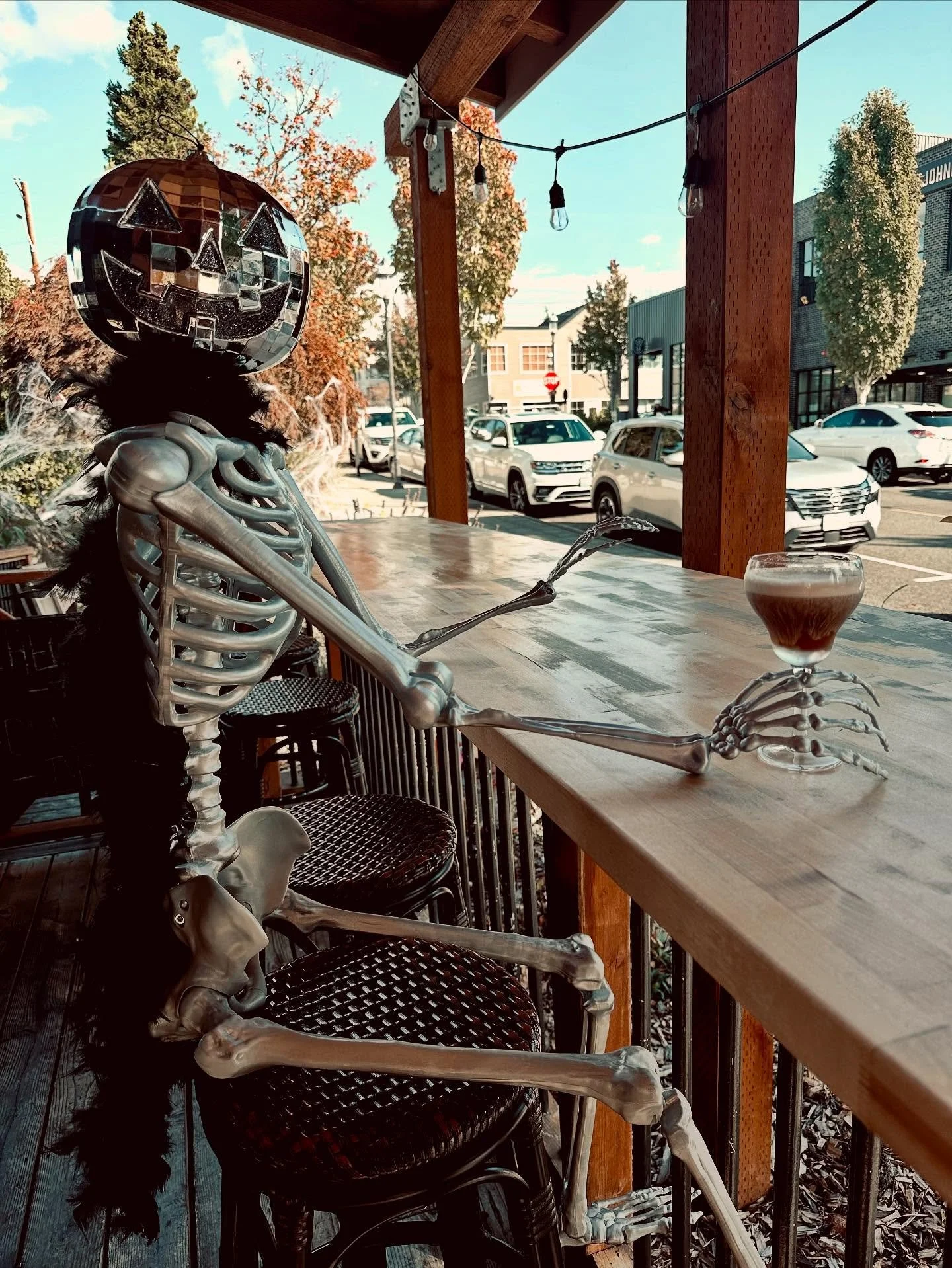 What is Disco Skeleton drinking now?!?! Well with fall comes pumpkin spice, and we are as guilty as anyone for loving this fantastic fall flavor pushed endlessly upon us 😂 get in here and check out this fun Halloween menu!

The PSL is dead
Crop pump