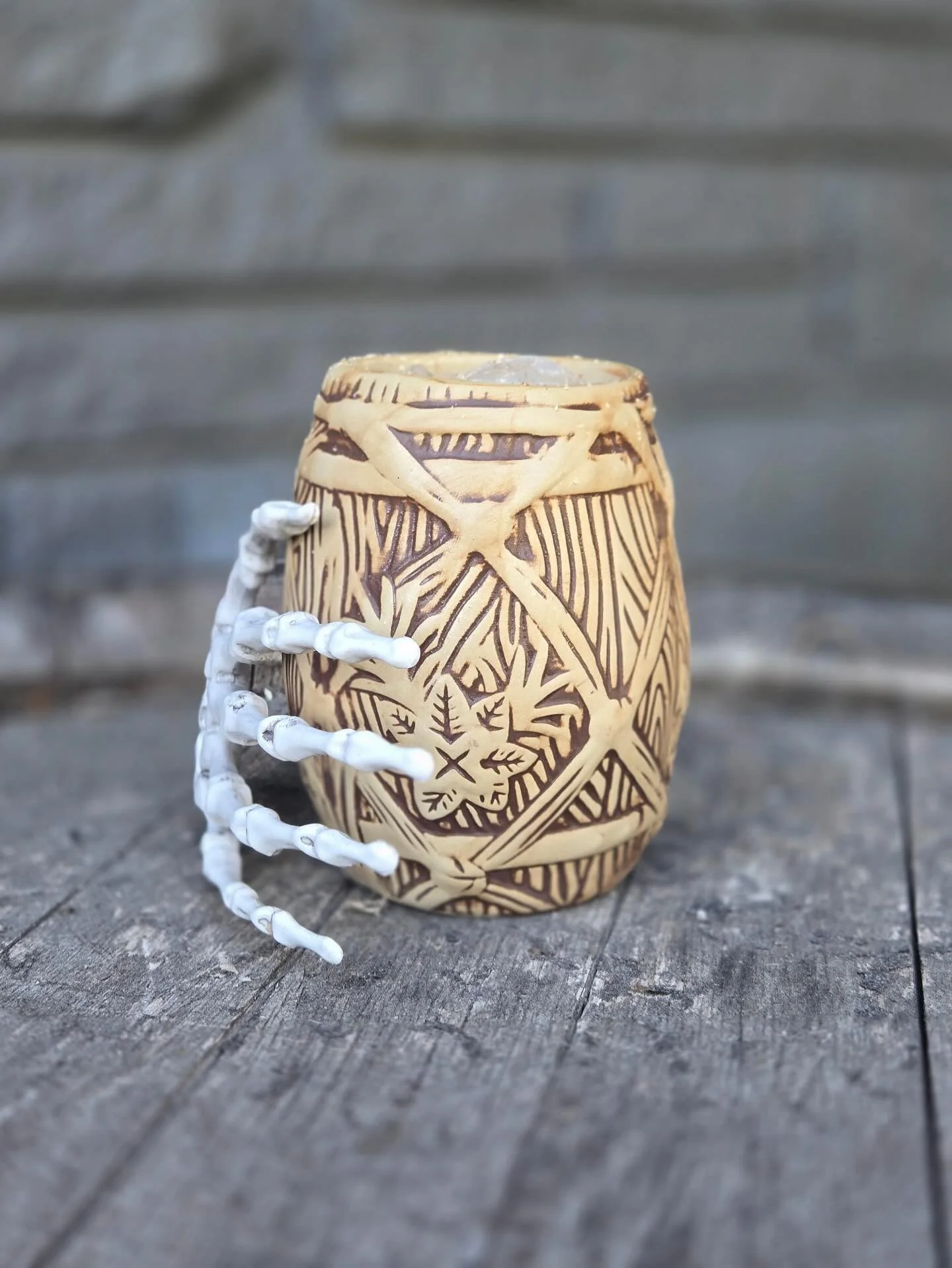 Tiki style drinks are appropriate all year round. In the summer they make sense because the hot weather and a cold fruity drink are an obvious combination. But in the winter, they remind us of that glorious warmth and sunshine. Tiki style drinks are 
