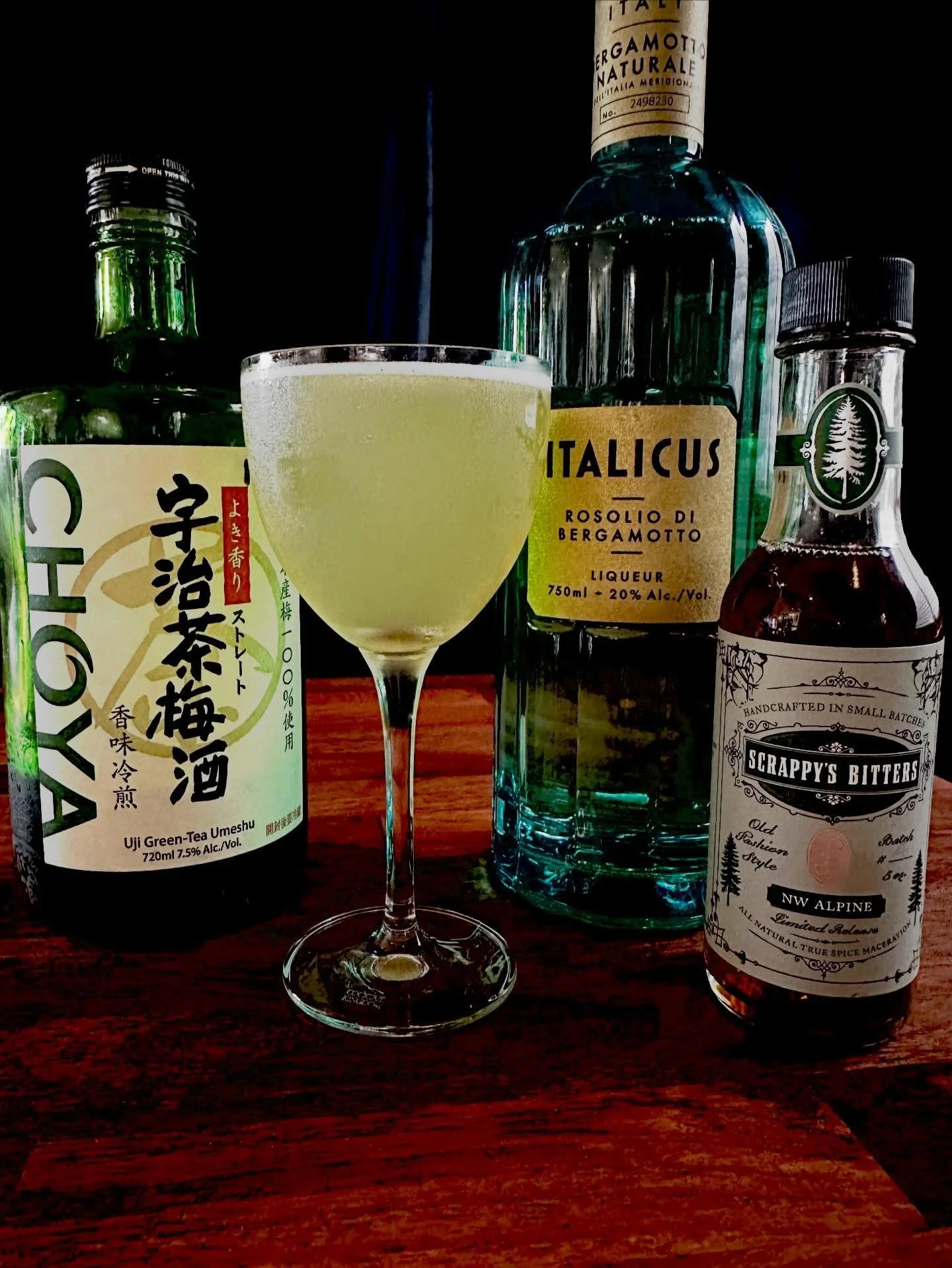 Valentines and Birthday this weekend. We have some excellent specials ready and waiting 😘

Head Over Heels
Astobiza gin, Choya green tea sake, lime, Italicus bergamot, meadow tea simple, Scrappys Alpine bitters, mint