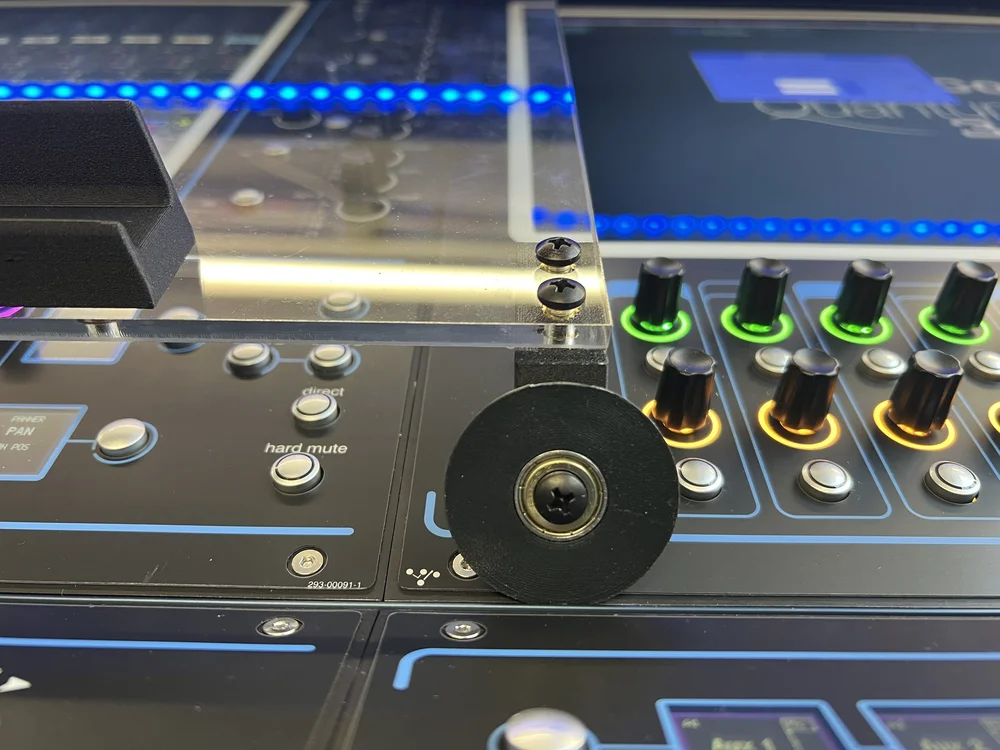 DiGiCo Q3 script Trolley — AutographA2D