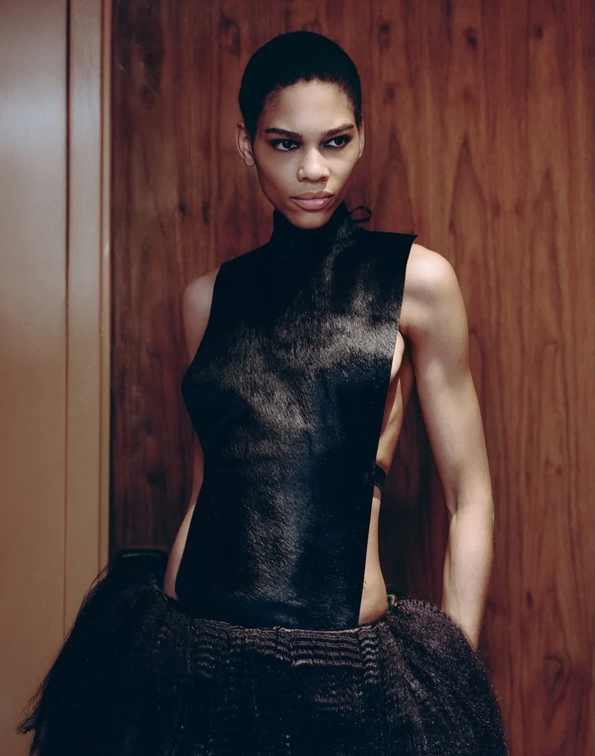 Our final #NYFW post has to honor our incredibly special @sknnieminnie 💕 

Making her way back on the runway less than a year from giving  birth to her beautiful baby girl Willow,  Minnie is showing the world what it means to be a professional inter