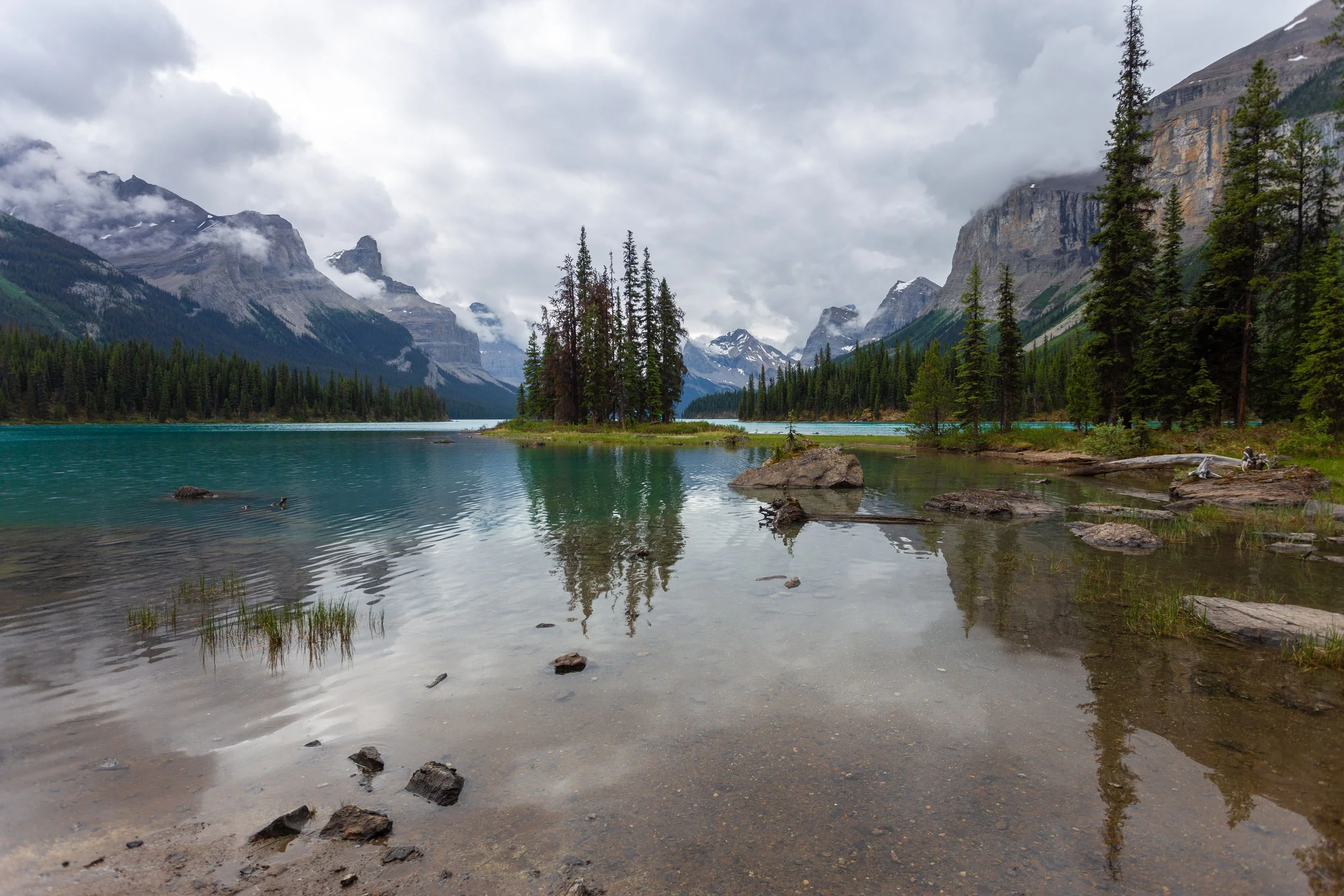 Maligne Lake wedding Jasper 2.jpg