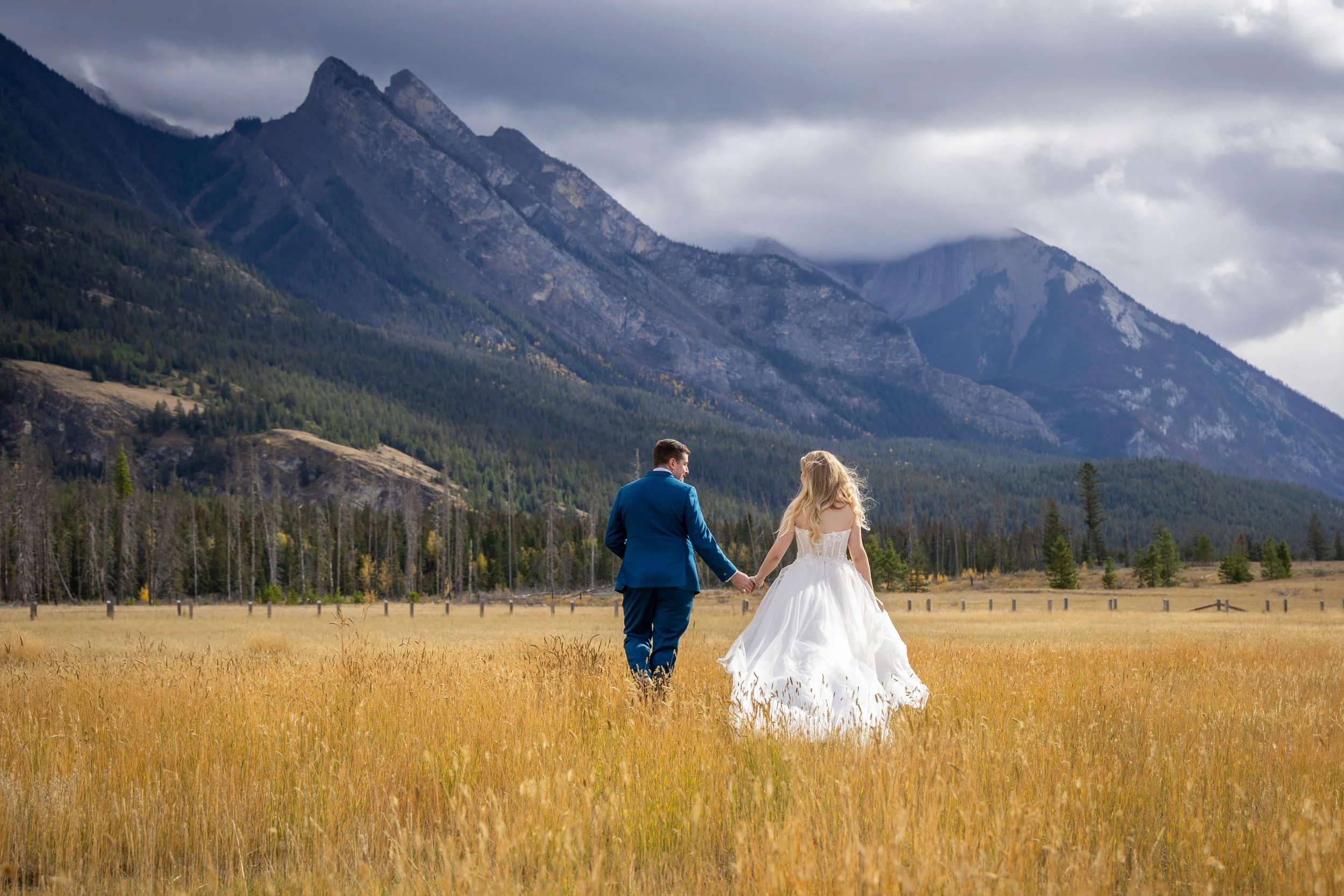 Fall Wedding Athabasca Day Use Area.jpg