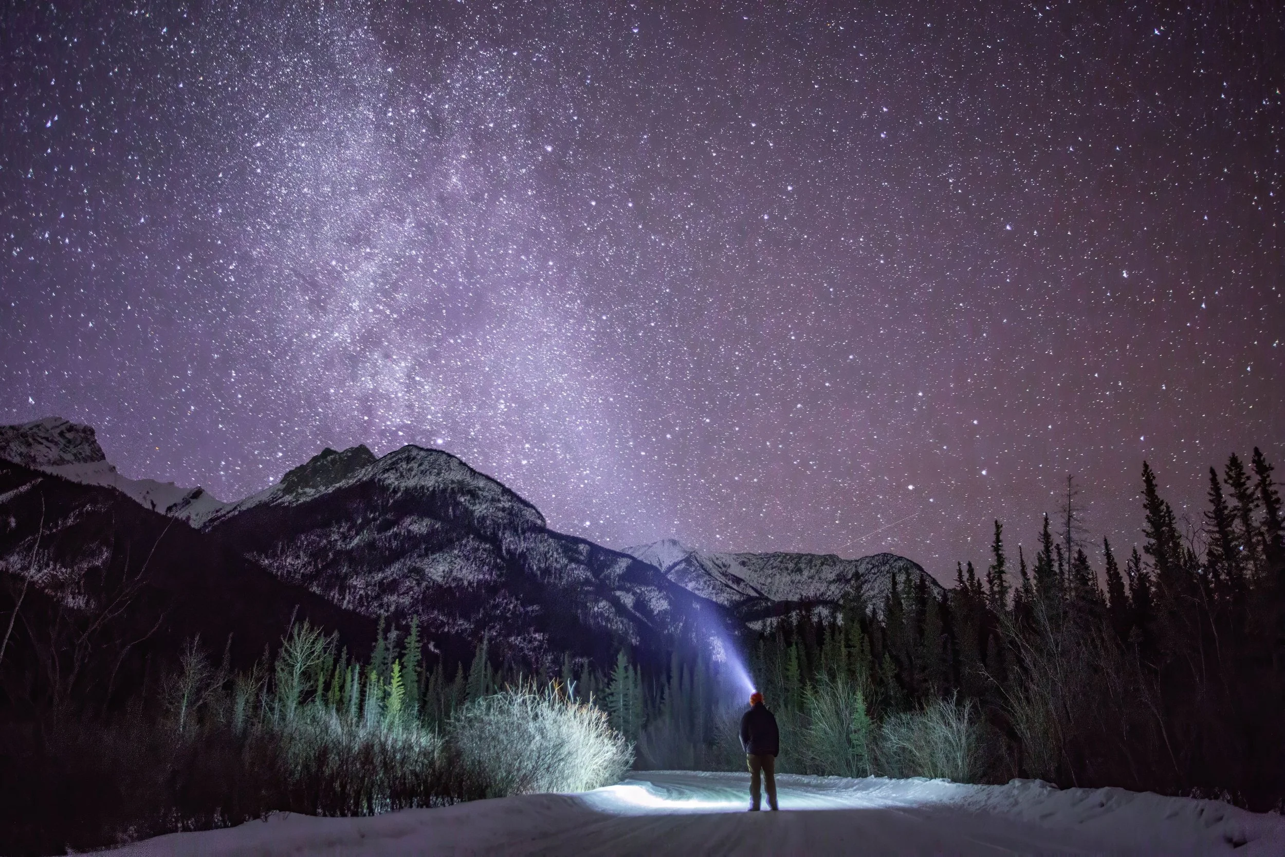 Is Jasper, Alberta worth it in Winter? A photographer’s guide for travelers who love taking photos