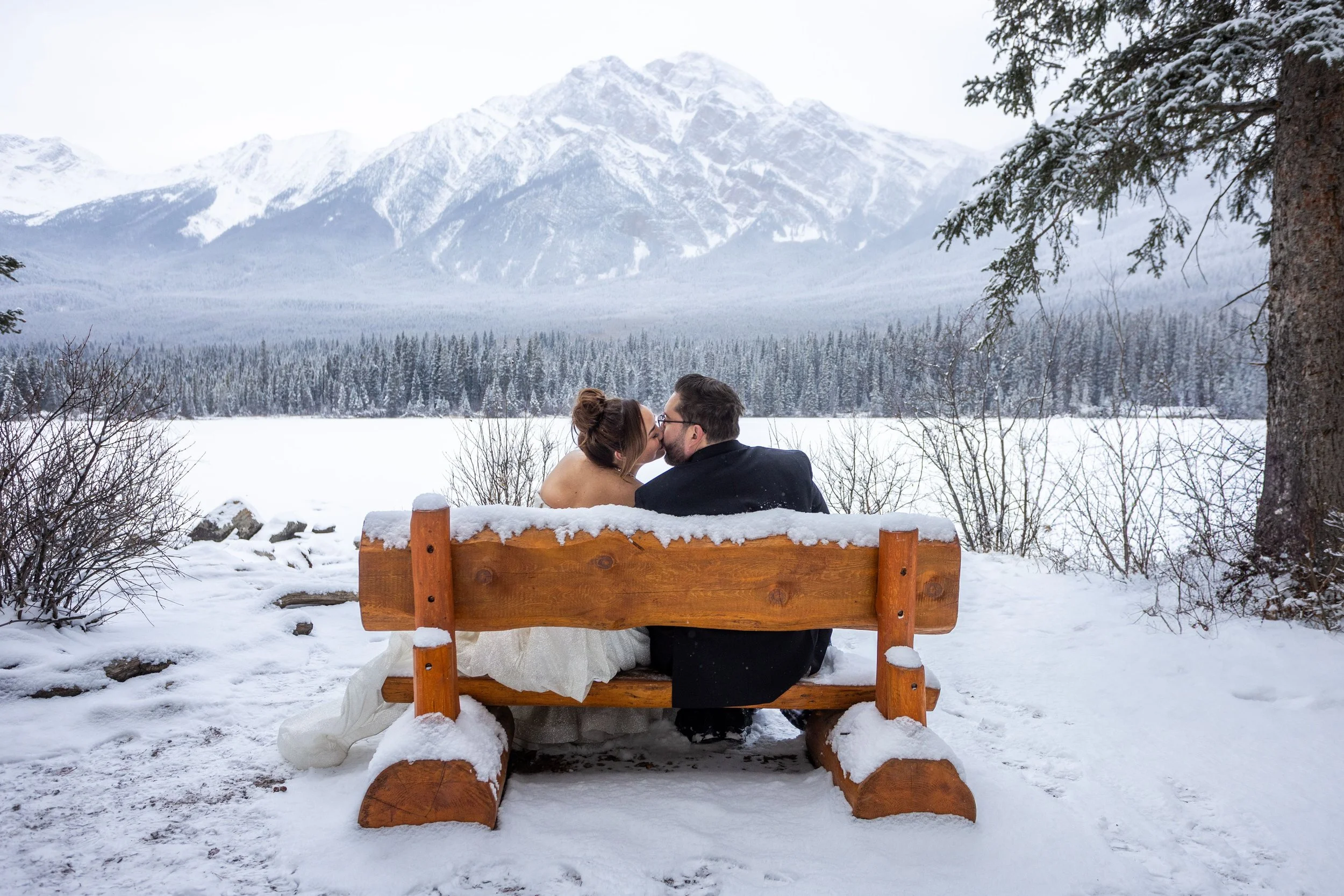 Winter Wedding Jasper.jpg