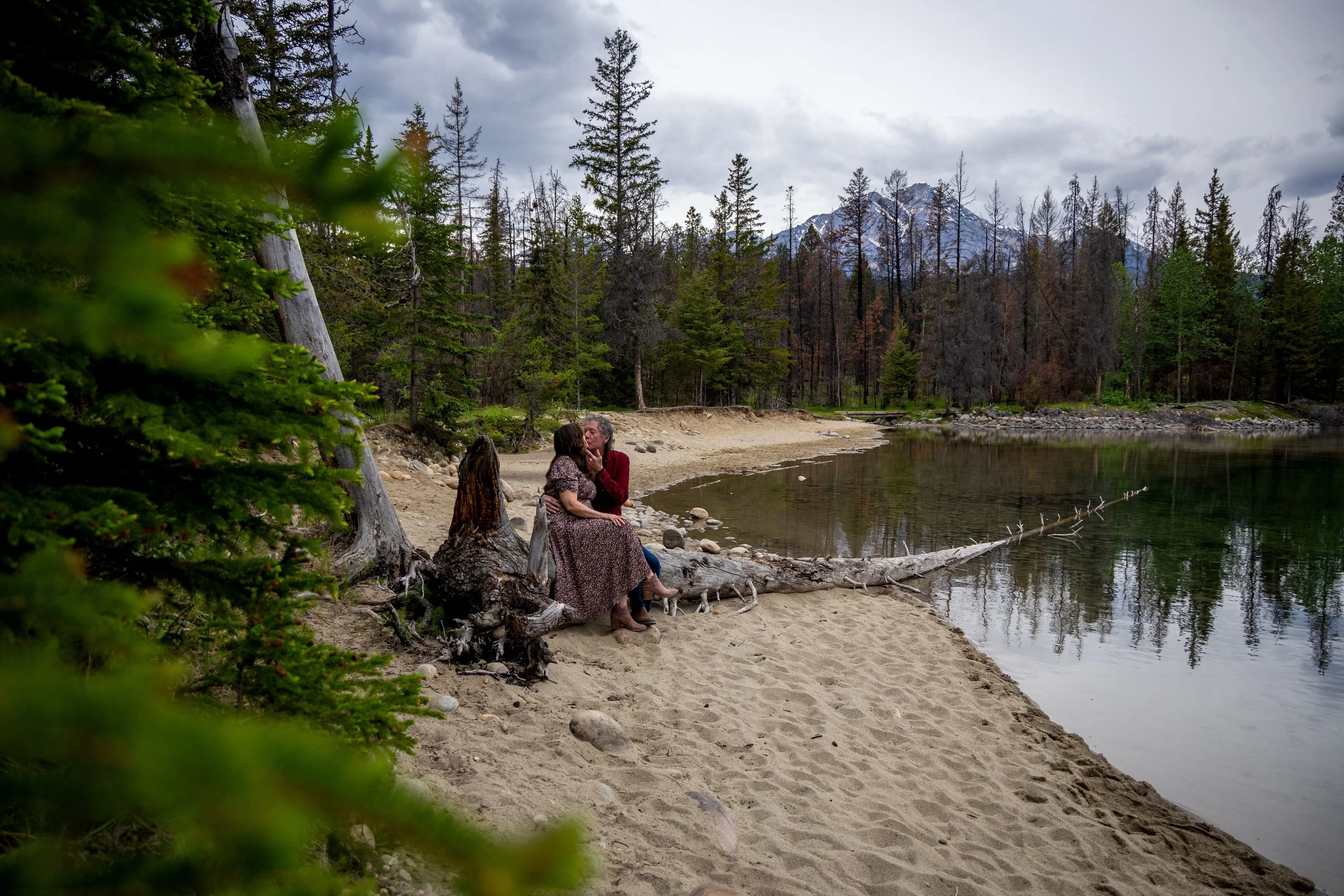 Jasper Couples Photos Lk Edith.jpg