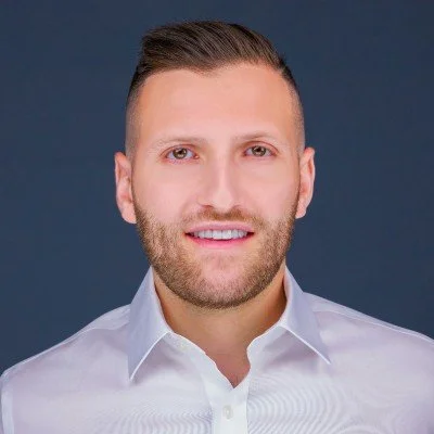 From Startup Growth to Leading Growth at Scale