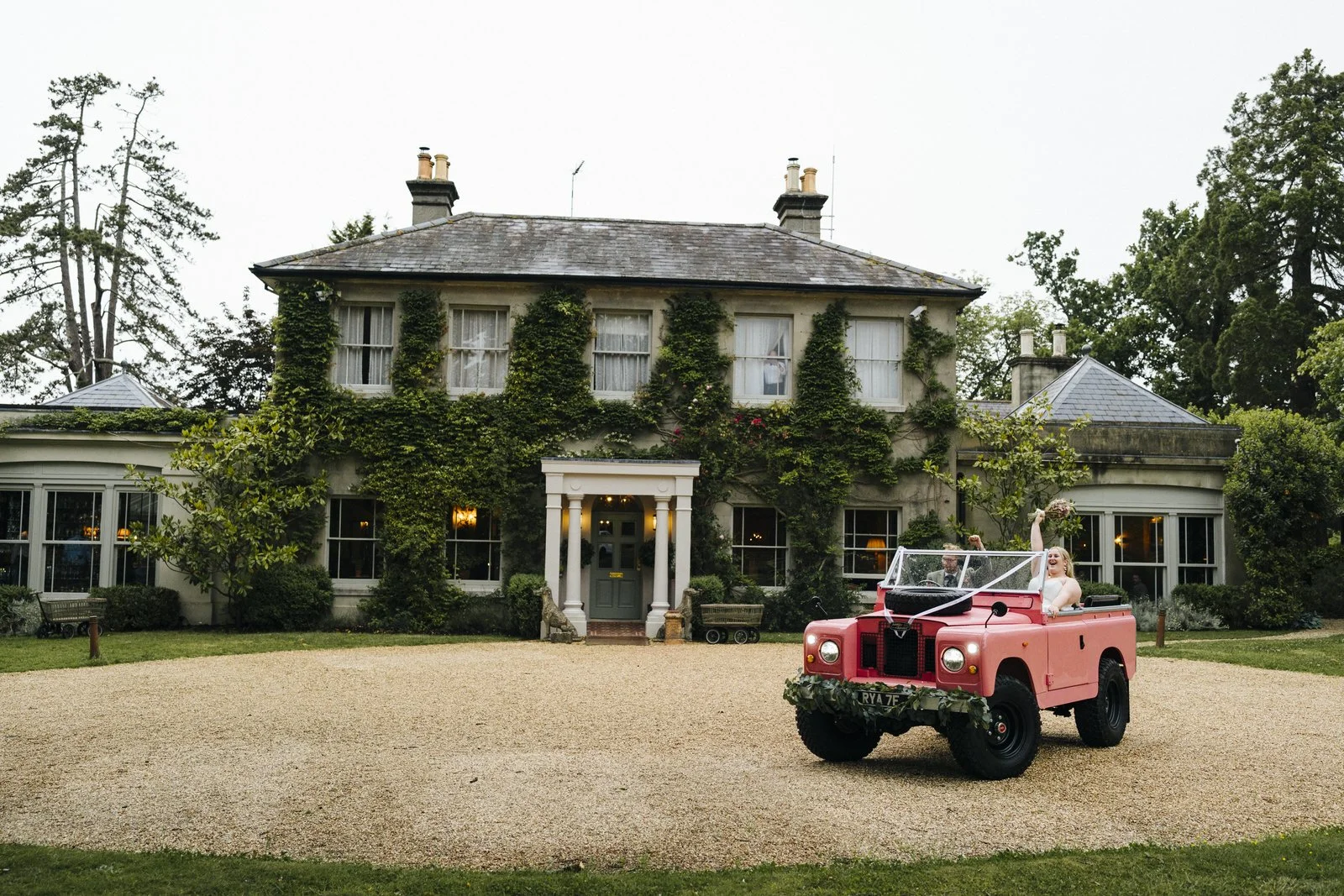 THE PIG Hampshire wedding photographer