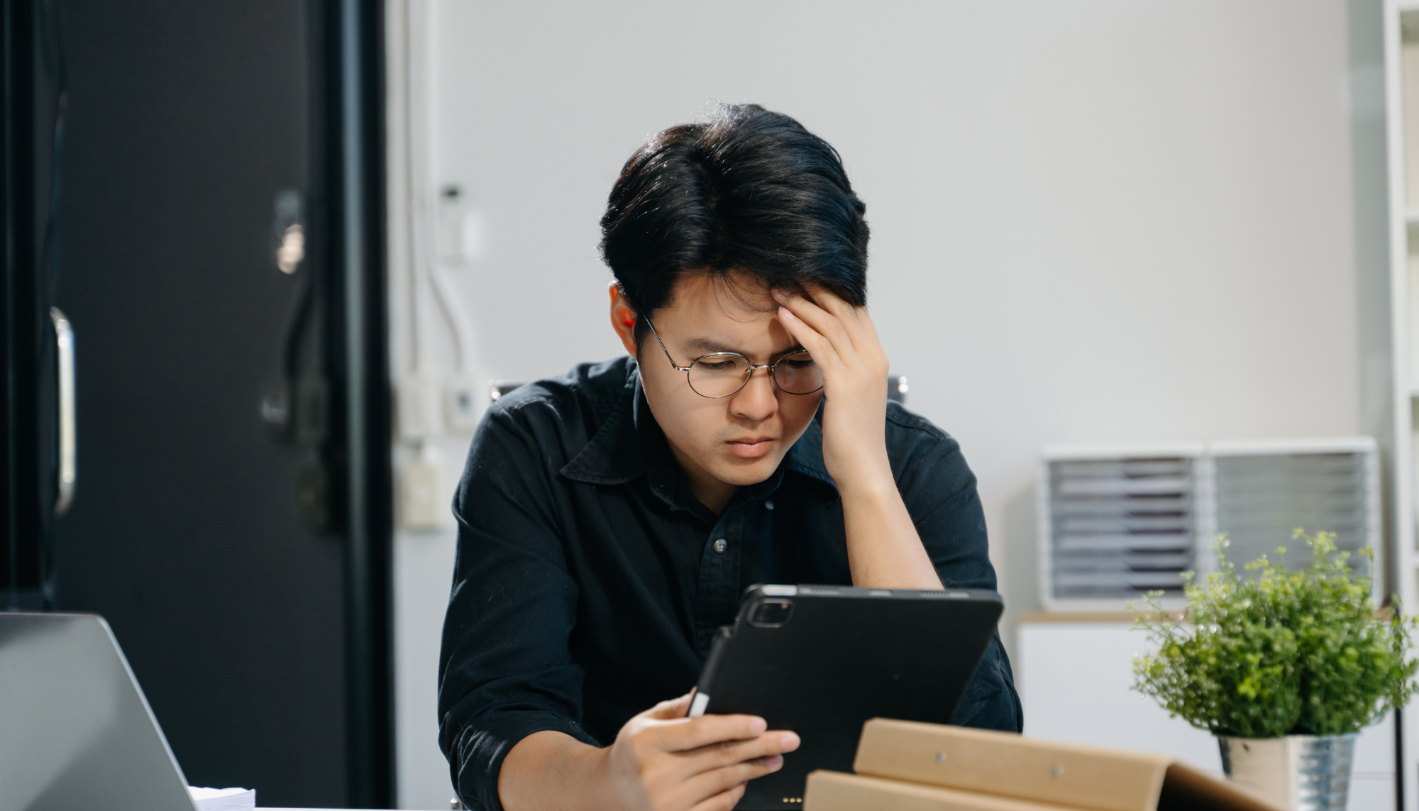 Are You Sick of Chasing People for Updates?