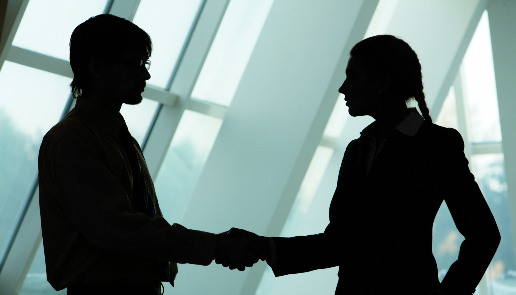 Internal vs. External Customer Service: Which One Is Your Team Ignoring?