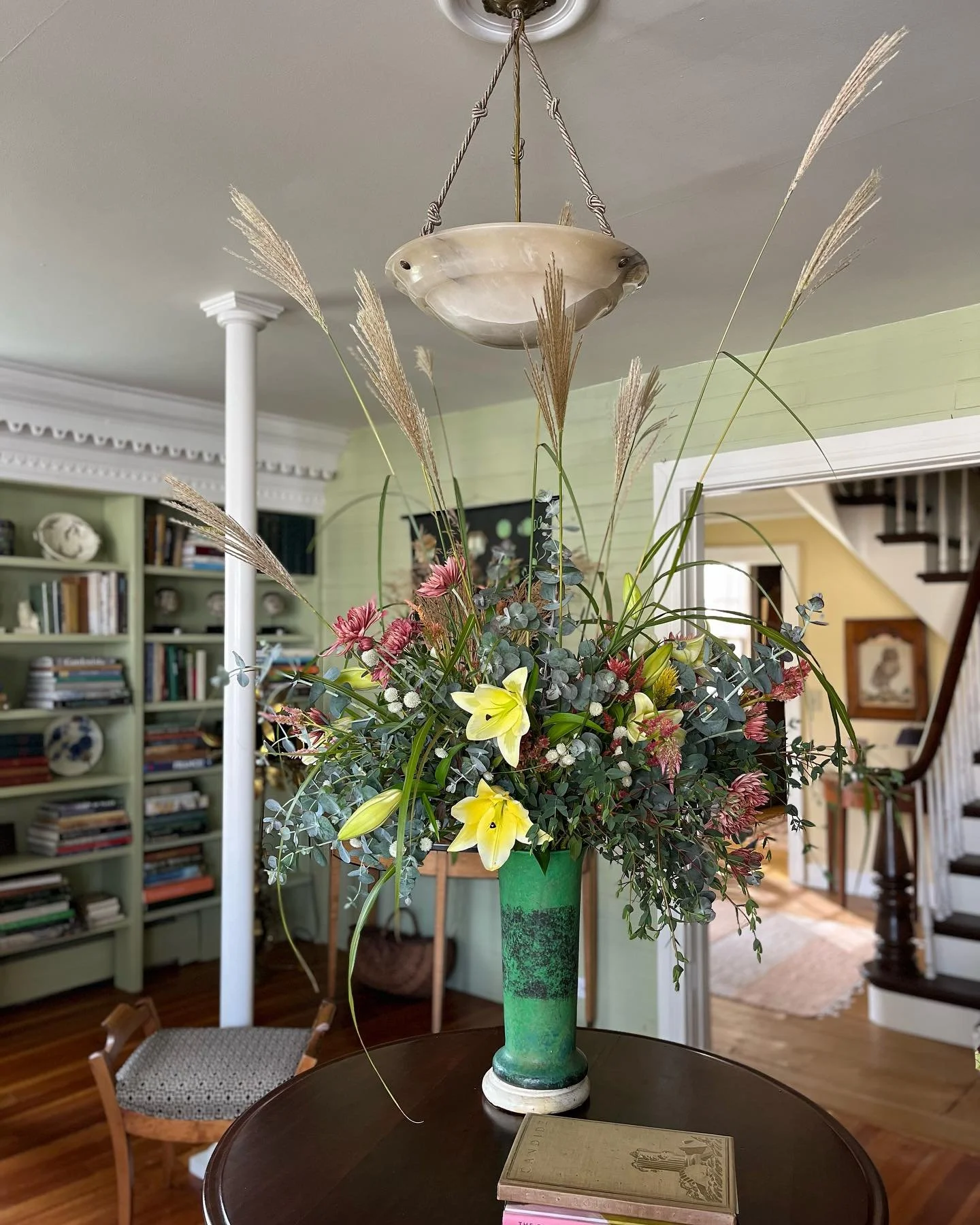 PLEASE PLACE YOUR THANKSGIVING FLOWER ORDERS ASAP 🙏. The shop will be open this Thursday and Saturday 12-4 PM.  We will be closed the week of Thanksgiving, gearing up for a busy holiday season.  Lake and I are thankful for all of your support, cheer