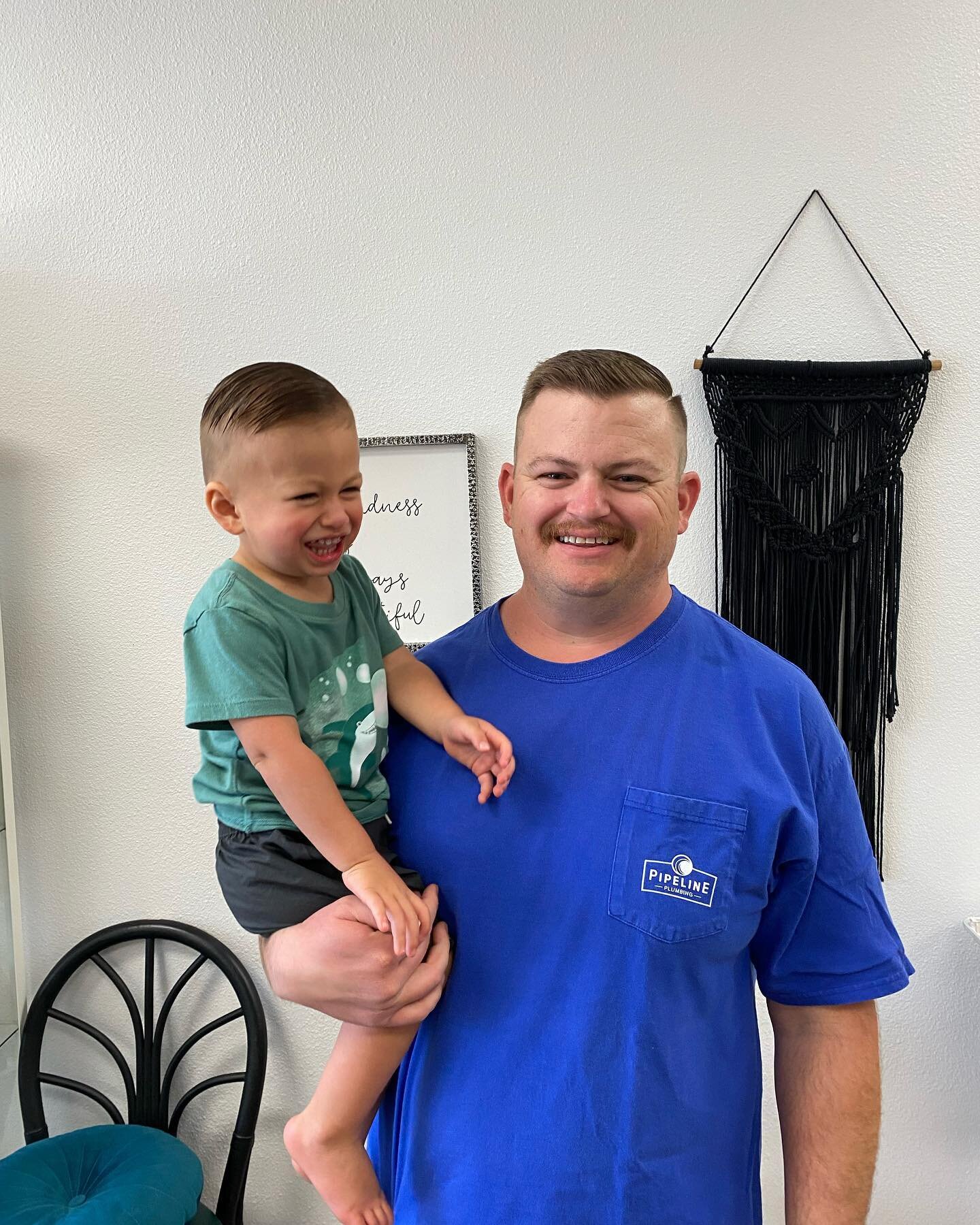 @kamieroundybeauty &hellip;.Happy Father&rsquo;s Day this weekend!Come in and visit us if you&rsquo;re a dude, or a dad. We&rsquo;d love to make you feel great for the weekend! #happyfathersday
