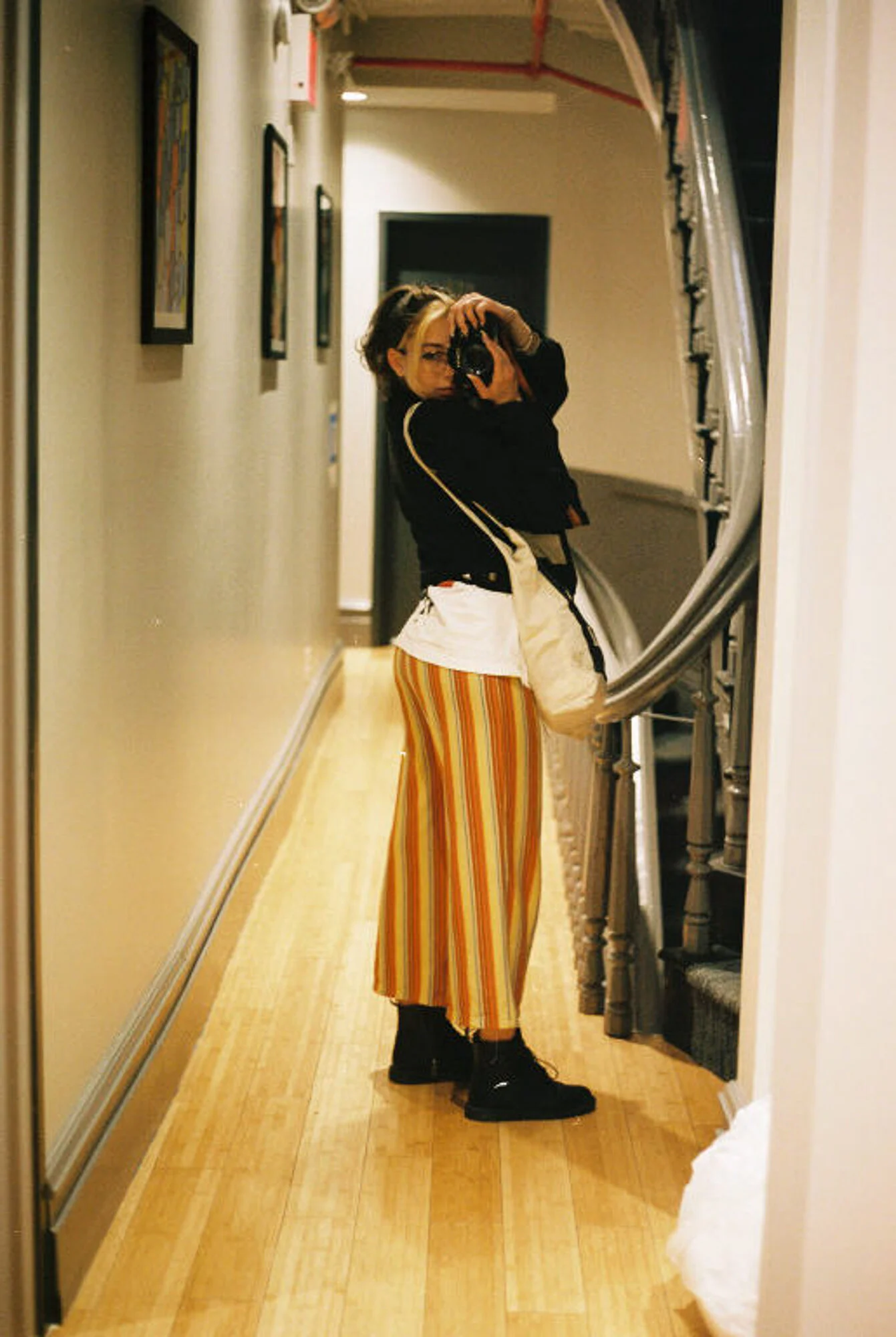 S426857-R1-074-35A.jpg