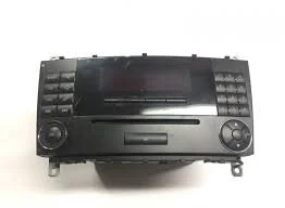 Mercedes-Benz-Equipo de sonido