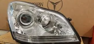Mercedes-Benz-Farol derecho para Clase M