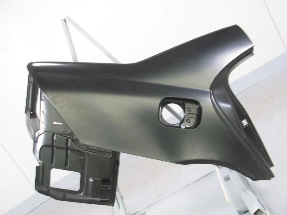 Mercedes-Benz-Guardafangos trasero para Clase C