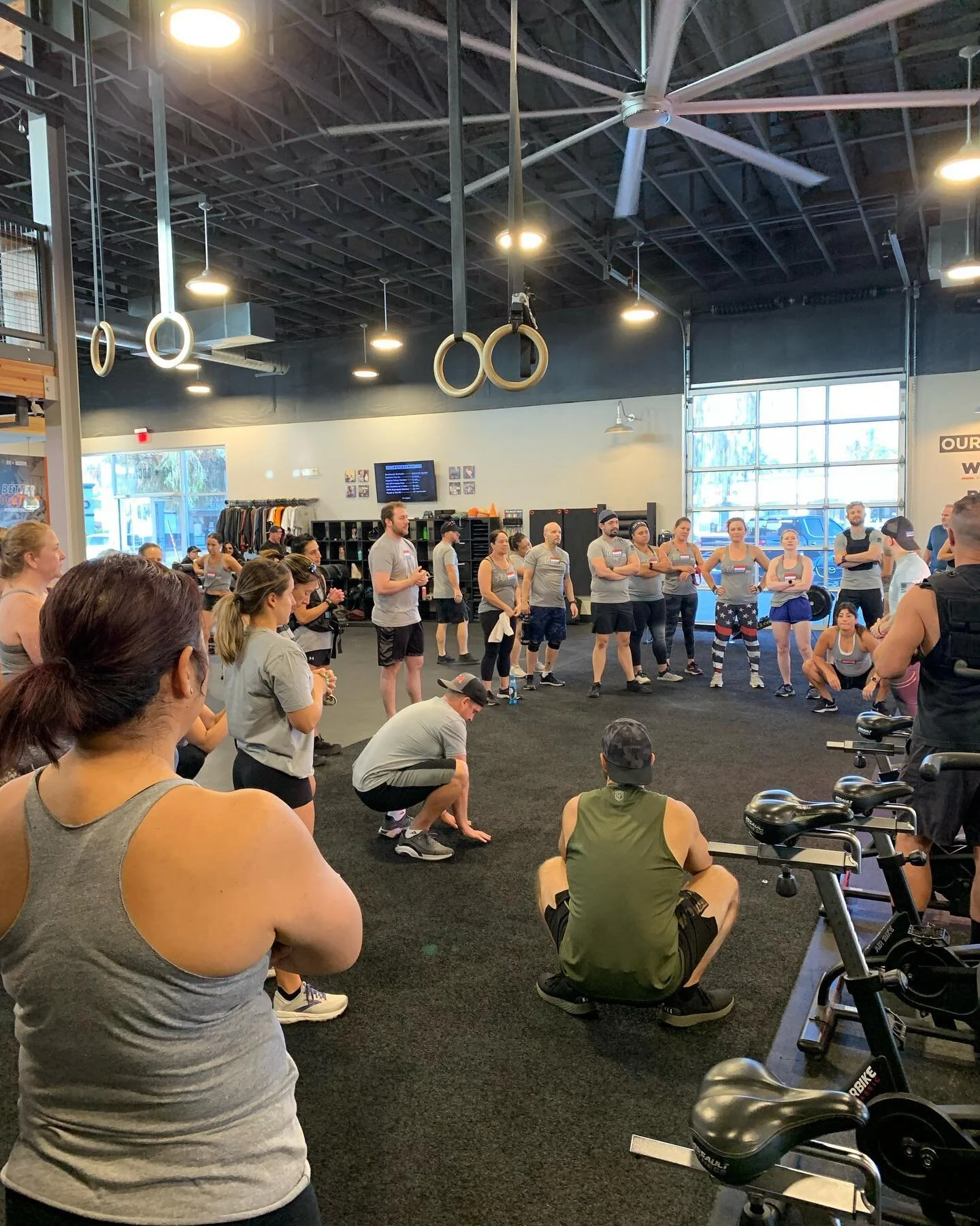 Some more special moments shared amongst our Fit family. We are proud of all of you that stepped out of your comfort zone to participate in an event/cause greater than yourselves. Murph workout 2022 completed✔️ #fitsocietyaz #murphworkout #community 