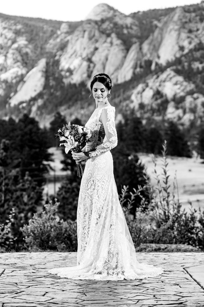  Black Canyon Inn wedding captured by Estes Park photographer, JMGant Photography | Nicole and Ben 