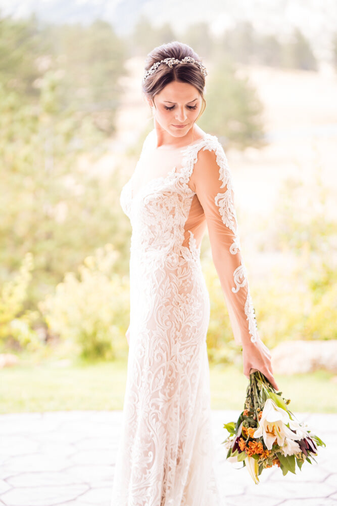  Black Canyon Inn wedding captured by Estes Park photographer, JMGant Photography | Nicole and Ben 