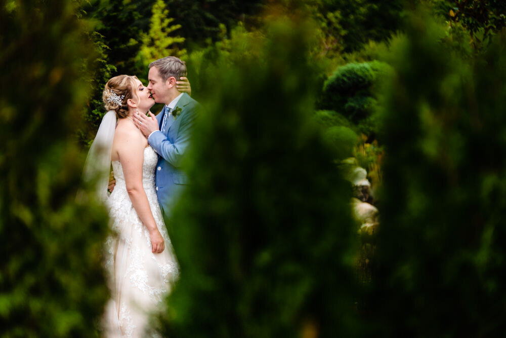  The Manor House at Pleasant Beach wedding photographed by Seattle destination photographer, JMGant Photography 