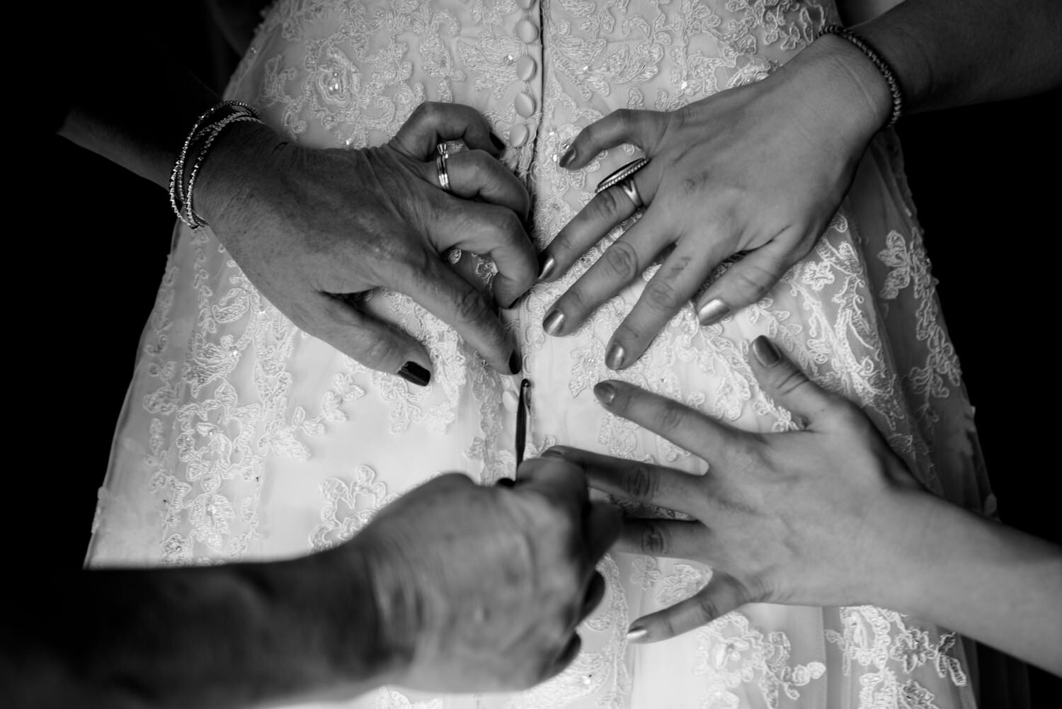  Getting ready for Boulder Colorado wedding at Sunrise Amphitheater by wedding photographer, JMGant Photography 