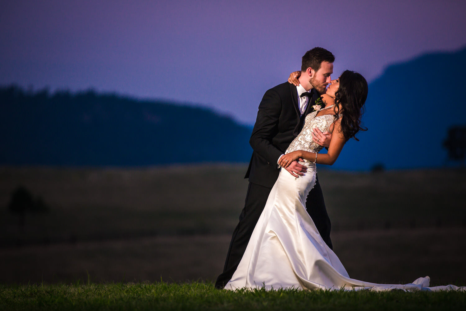  Spruce Mountain Ranch Wedding | Larkspur Colorado wedding photographer | © JMGant Photography | http://www.jmgantphotography.com/ 