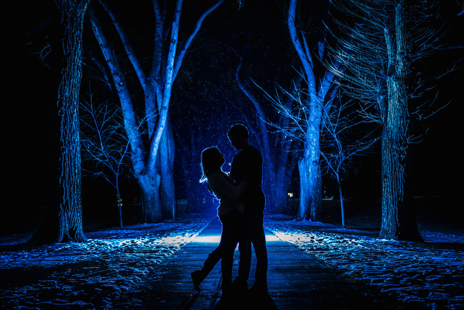  Winter snowy engagement pictures taken at the Horsetooth Reservoir in Fort Collins Colorado. Photographed by JMGant Photography. 