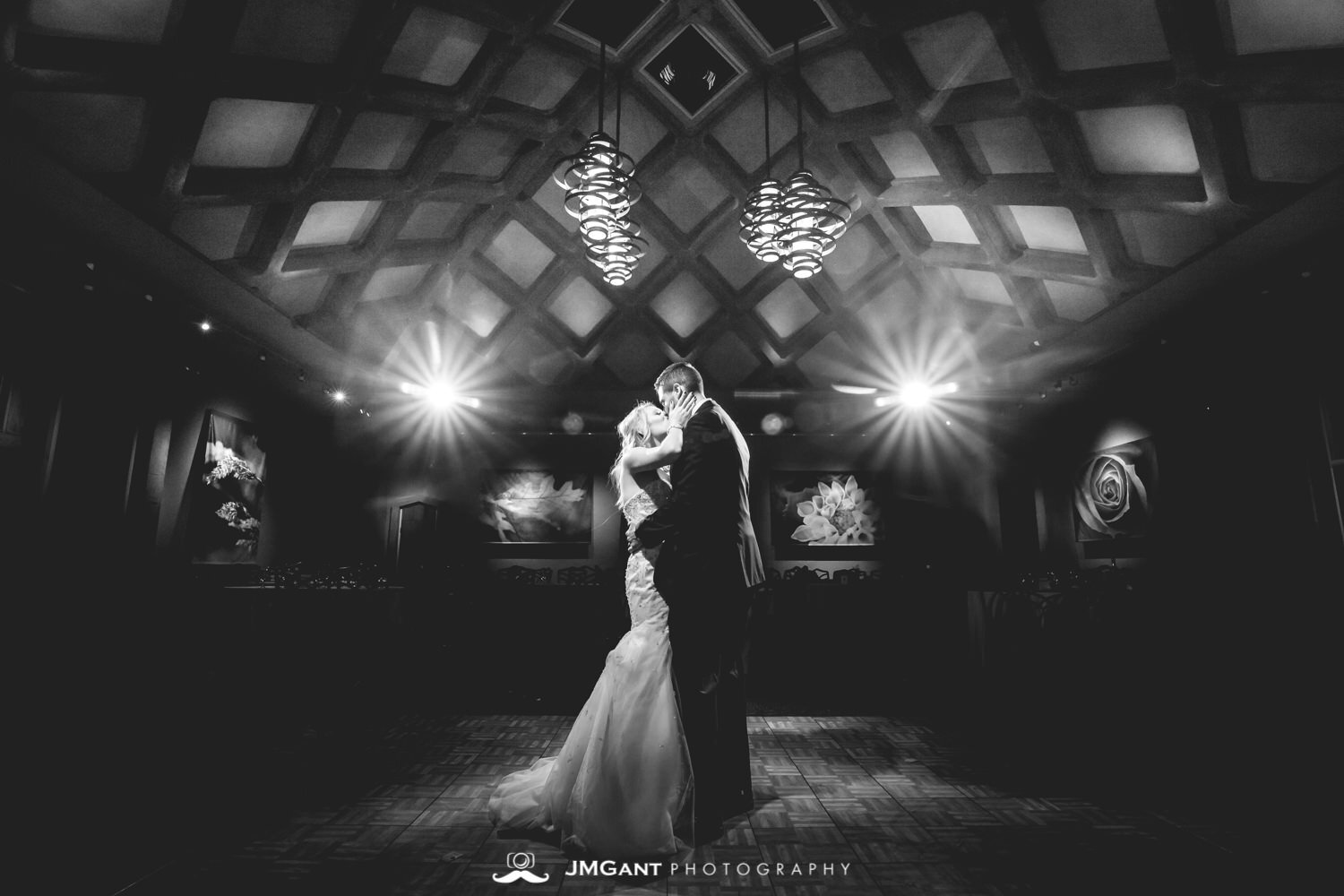  Denver Botanic Gardens Wedding | Denver Colorado wedding photographer | © JMGant Photography | http://www.jmgantphotography.com/ 