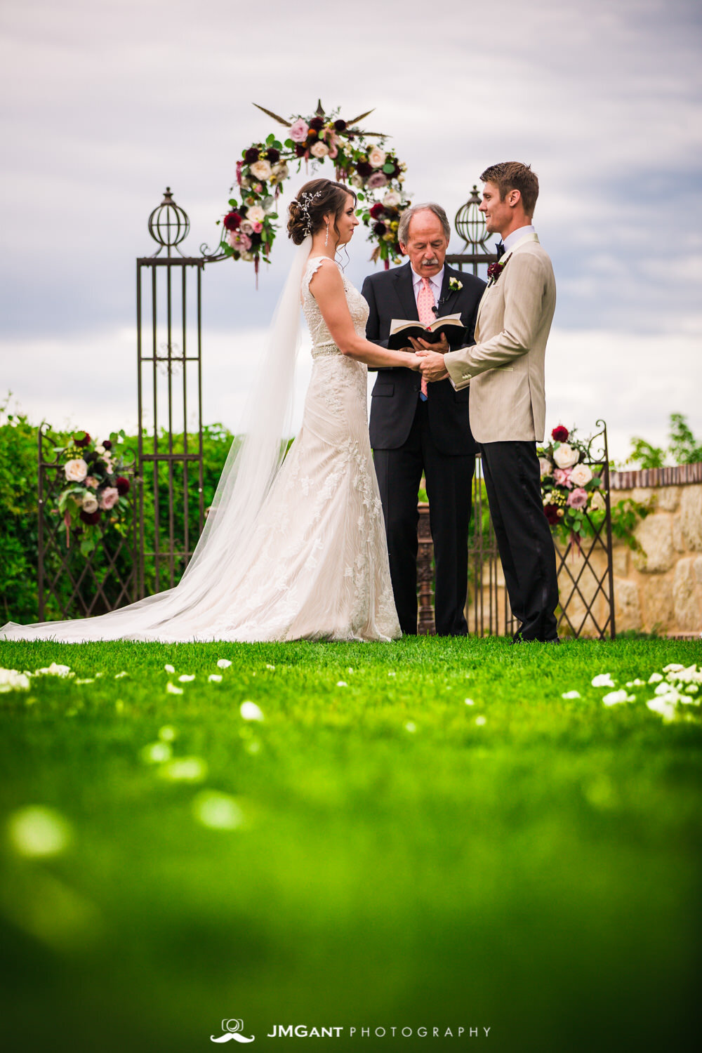  Denver Colorado Wedding | Wedding ceremony | Colorado wedding photographer | © JMGant Photography | http://www.jmgantphotography.com/ 