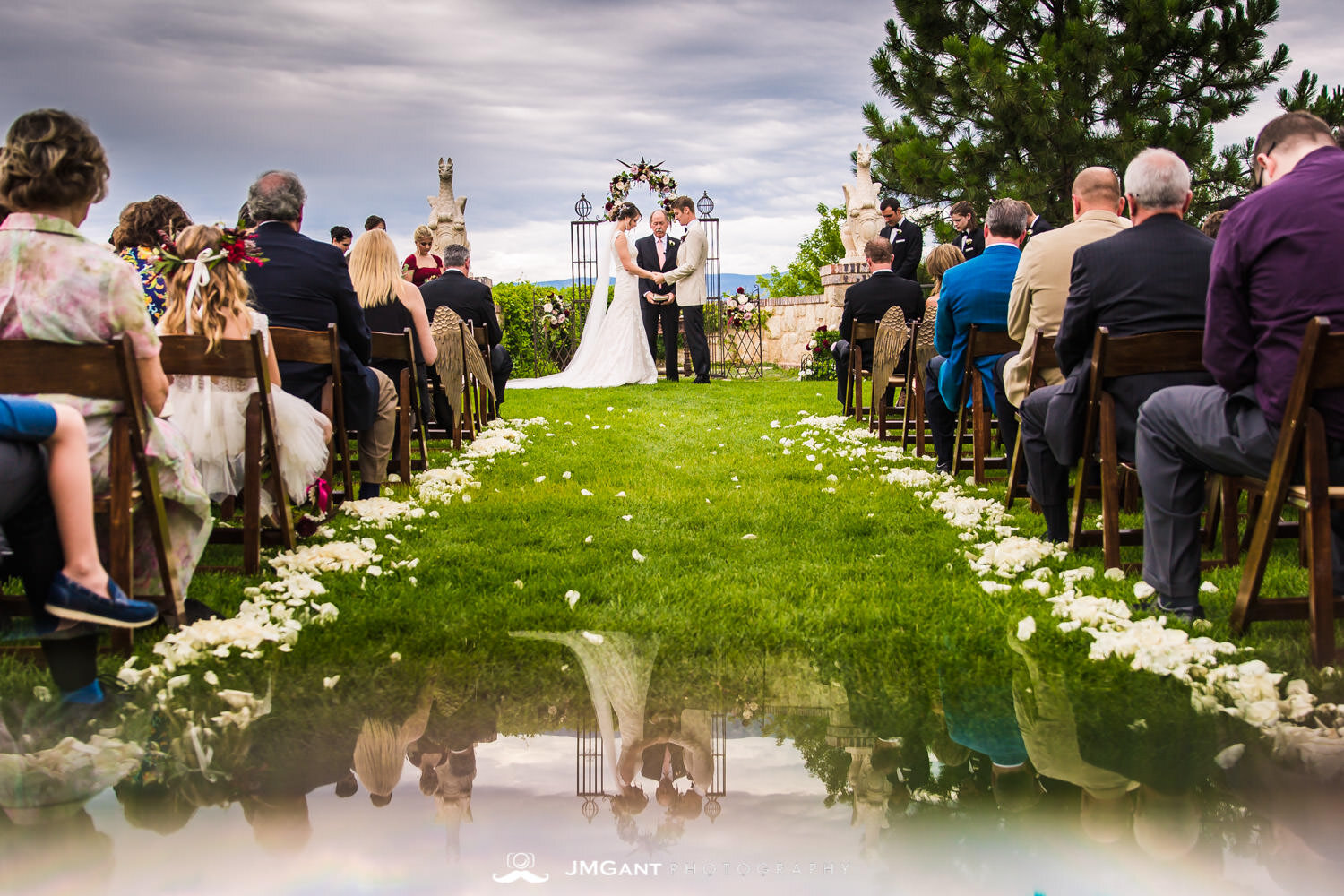  Denver Colorado Wedding | Wedding ceremony | Colorado wedding photographer | © JMGant Photography | http://www.jmgantphotography.com/ 