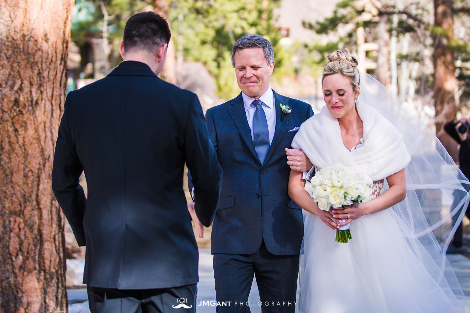  Stunning elegant wedding at the Della Terra Mountain Chateau in Estes Park Colorado. Photographed by Jared M. Gant of JMGant Photography. 