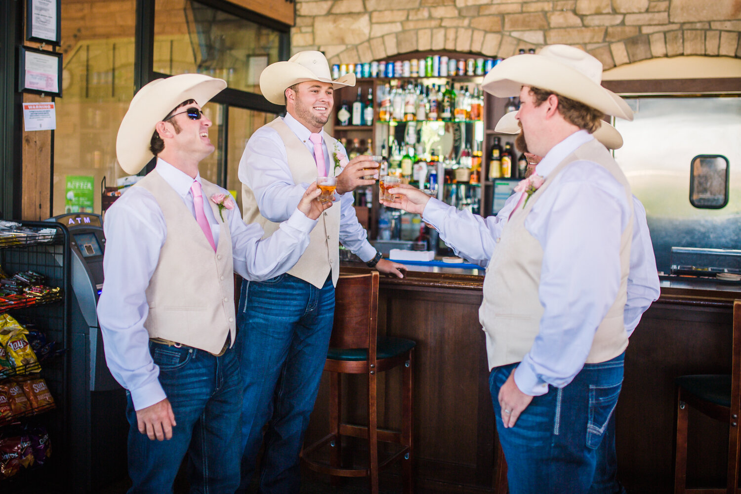  Wedding picture at the Big Red Barn at Highland Meadows Golf Course.&nbsp;Phototgraphed by Jared M. Gant of JMGant Photography.&nbsp; 