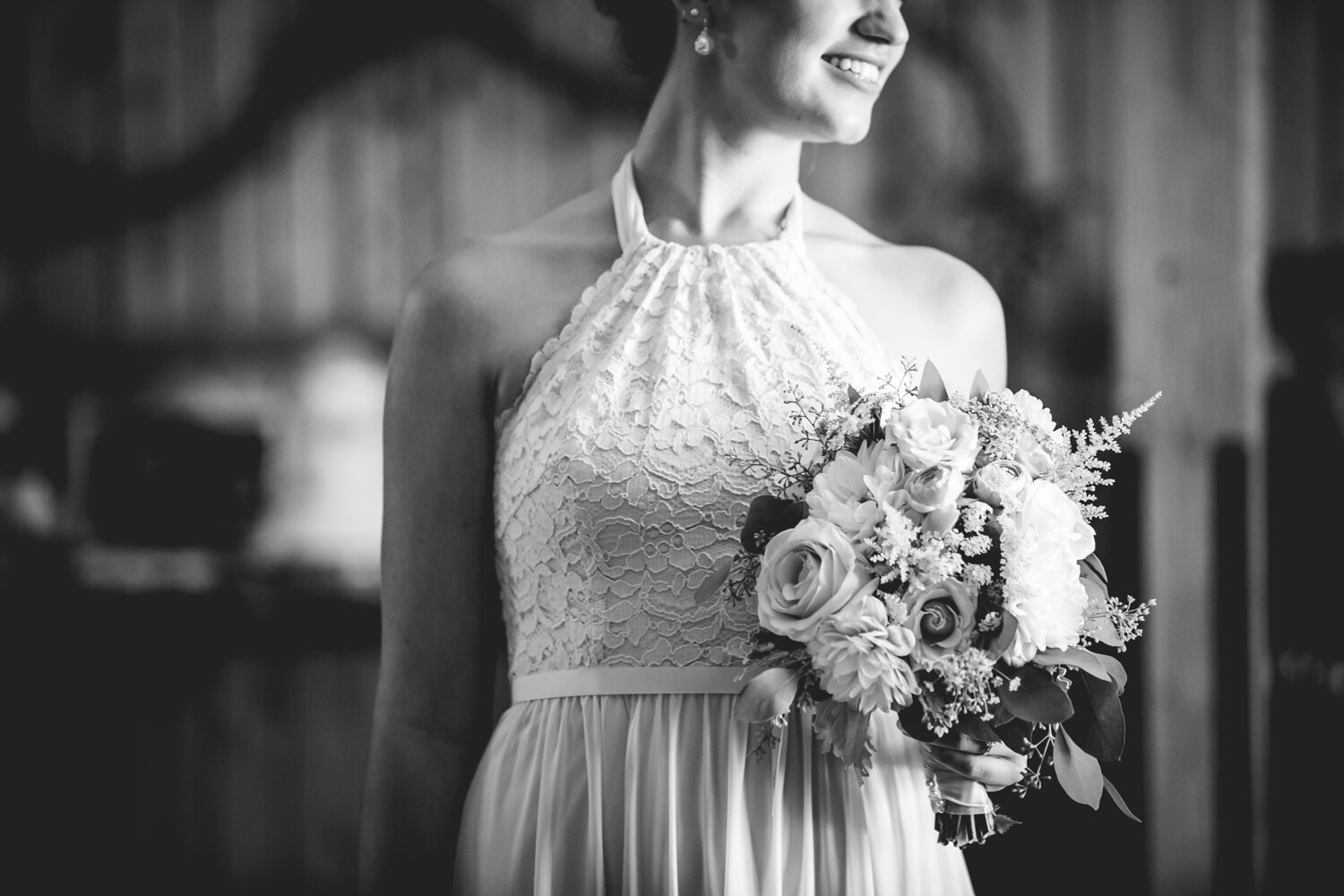  Wedding picture at the Big Red Barn at Highland Meadows Golf Course.&nbsp;Phototgraphed by Jared M. Gant of JMGant Photography.&nbsp; 