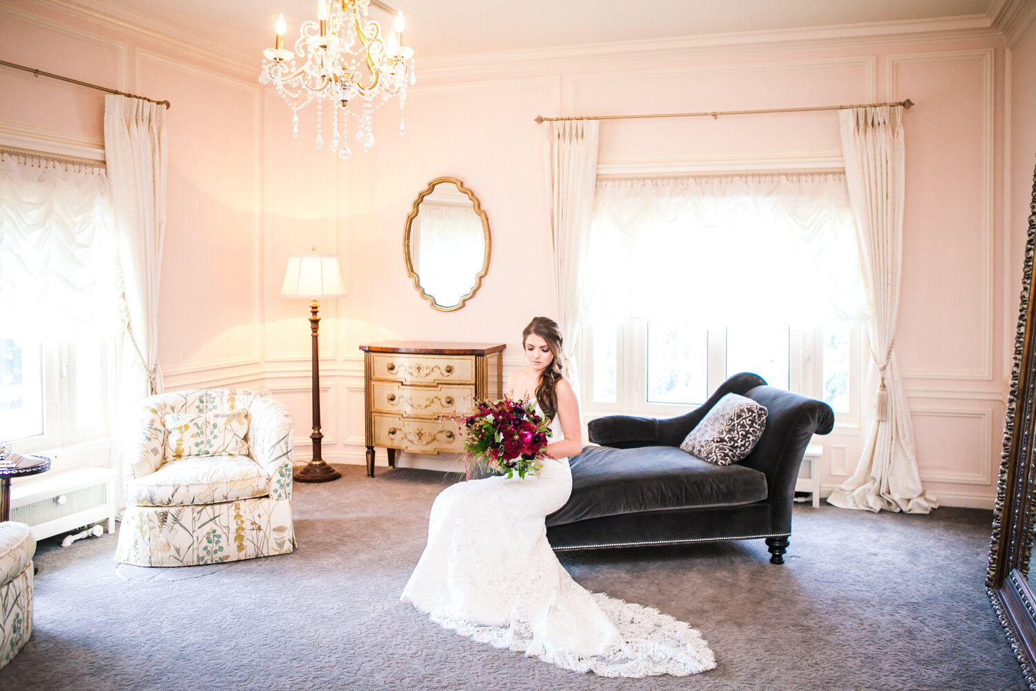  Bride in bridal suite at Highlands Ranch Mansion.&nbsp;Photographed by JMGant Photography, Denver Colorado wedding photographer.&nbsp; 