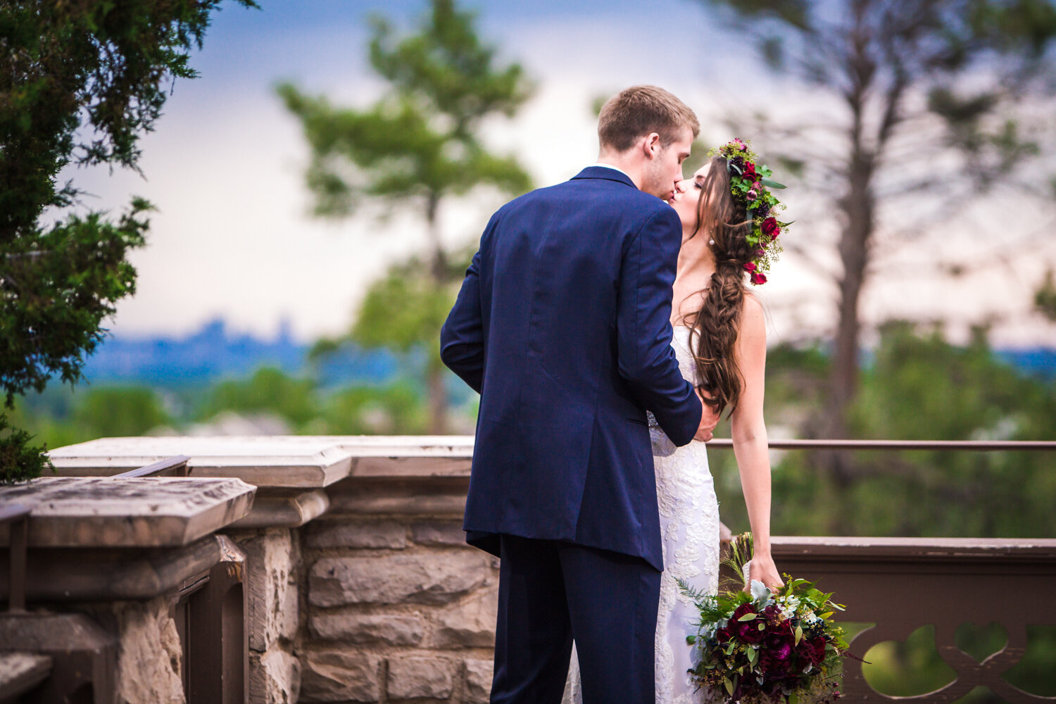  Bride and groom outside Highlands Ranch Mansion.&nbsp;&nbsp;  hotographed by JMGant Photography, Denver Colorado wedding photographer.&nbsp; 