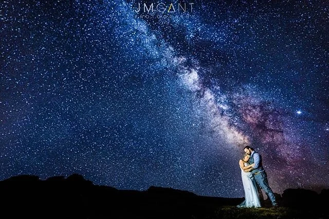 Totally worth staying up all night! ⁠
.⁠
.⁠
.⁠
.⁠
#coloradoelopementphotographer #rockymountainnationalparkelopement #rmnpelopement #mountainelopement #adventurewedding #adventurouswedding #adventureelopement #elopementphotographer #elopement #elope 