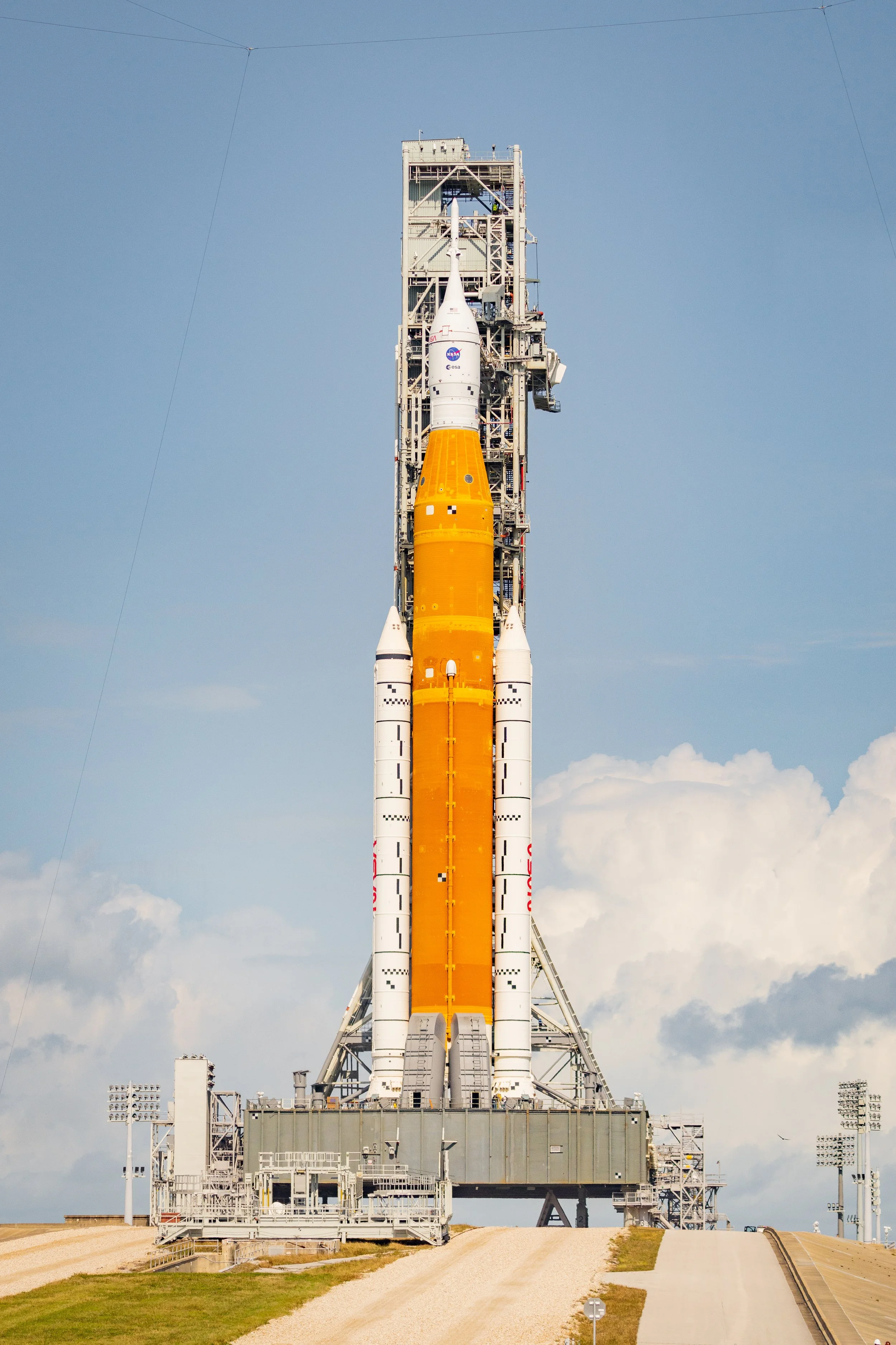 R4_09477_20mb.JPG