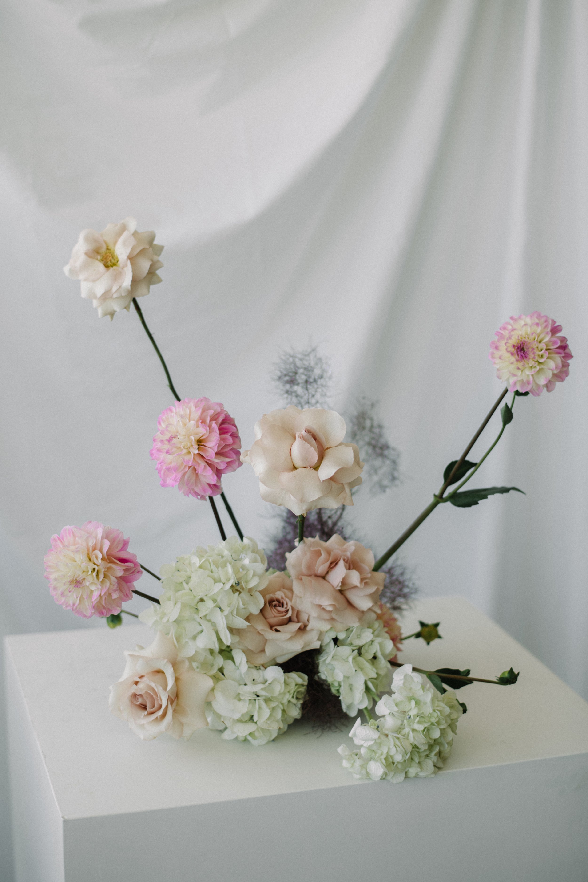 wiluna-fresh-flower-workshop-table-arrangements-2.jpg