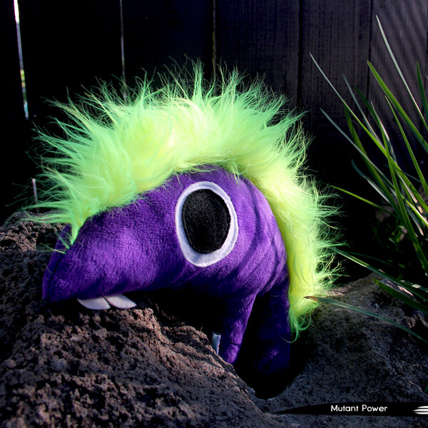 170312_Mutant_Power_Dino_Violet&Y_03.jpg