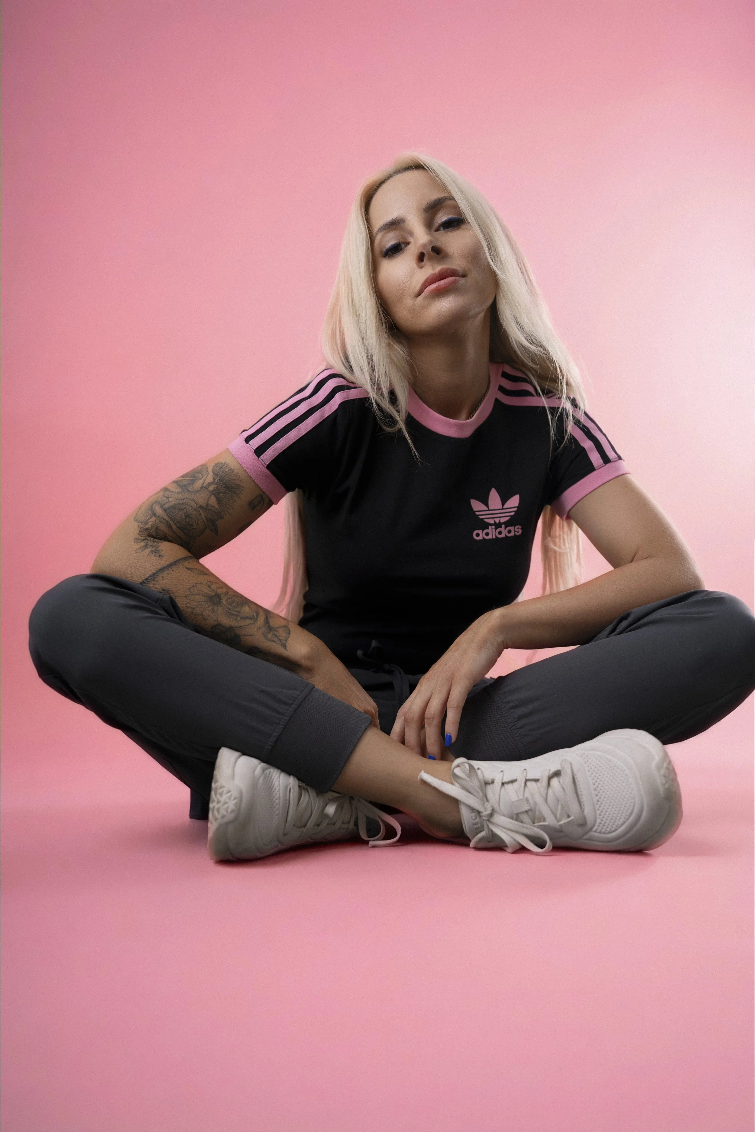 Nikkola-Jay-PROMO-2026 (8).jpg