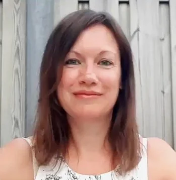 Wat klanten over Made by Anouk zeggen: "Mijn website is nu 2 jaar in de lucht en ik krijg nog bijna wekelijks complimenten over mijn site. Mijn bedrijf is in no time gegroeid en dat is te danken aan Anouk's expertise."  NICOLE VAN PAMELEN Kindercoach