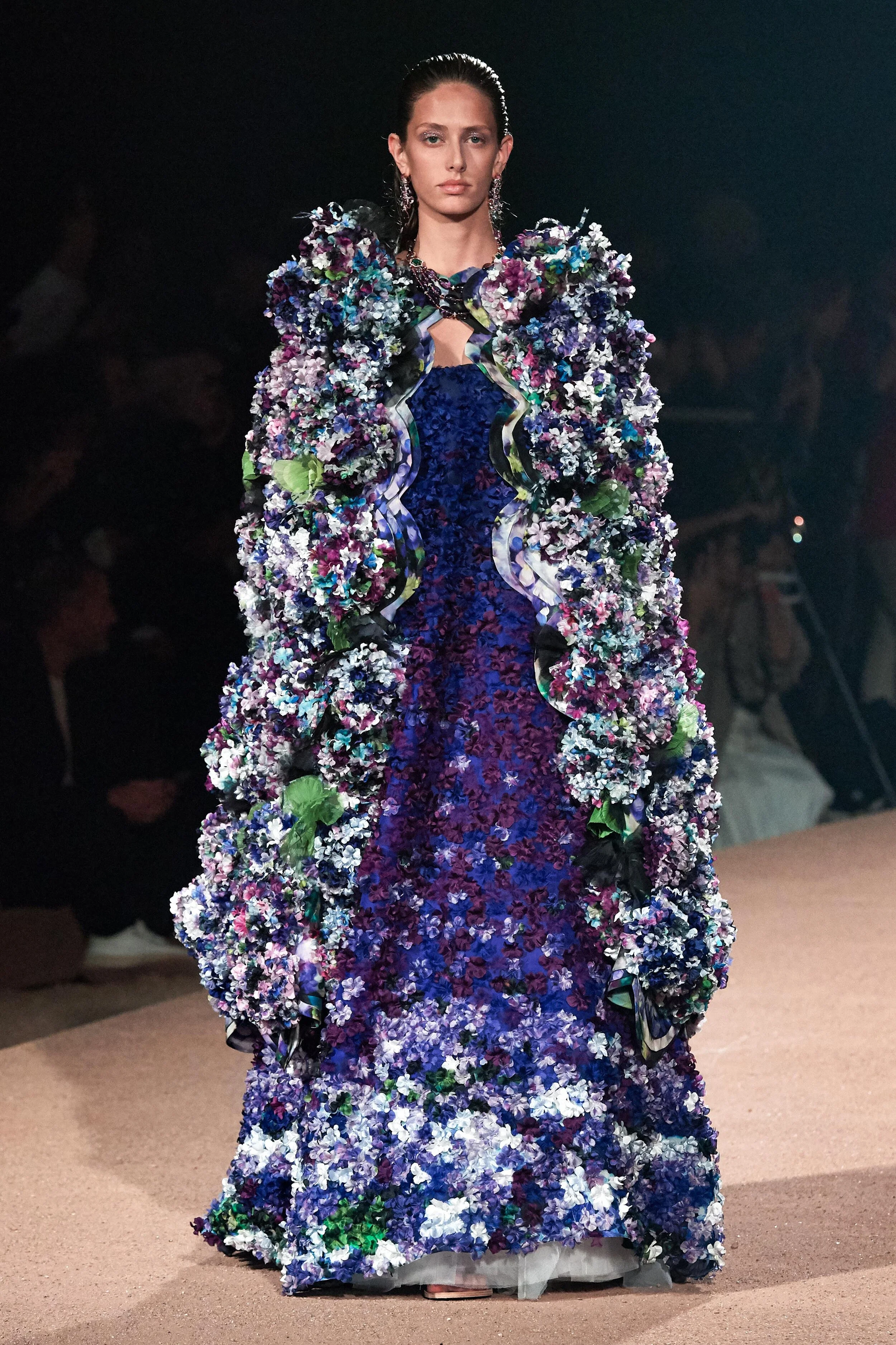 Credit - Vogue Runway, Photographer: Carlo Scarpato