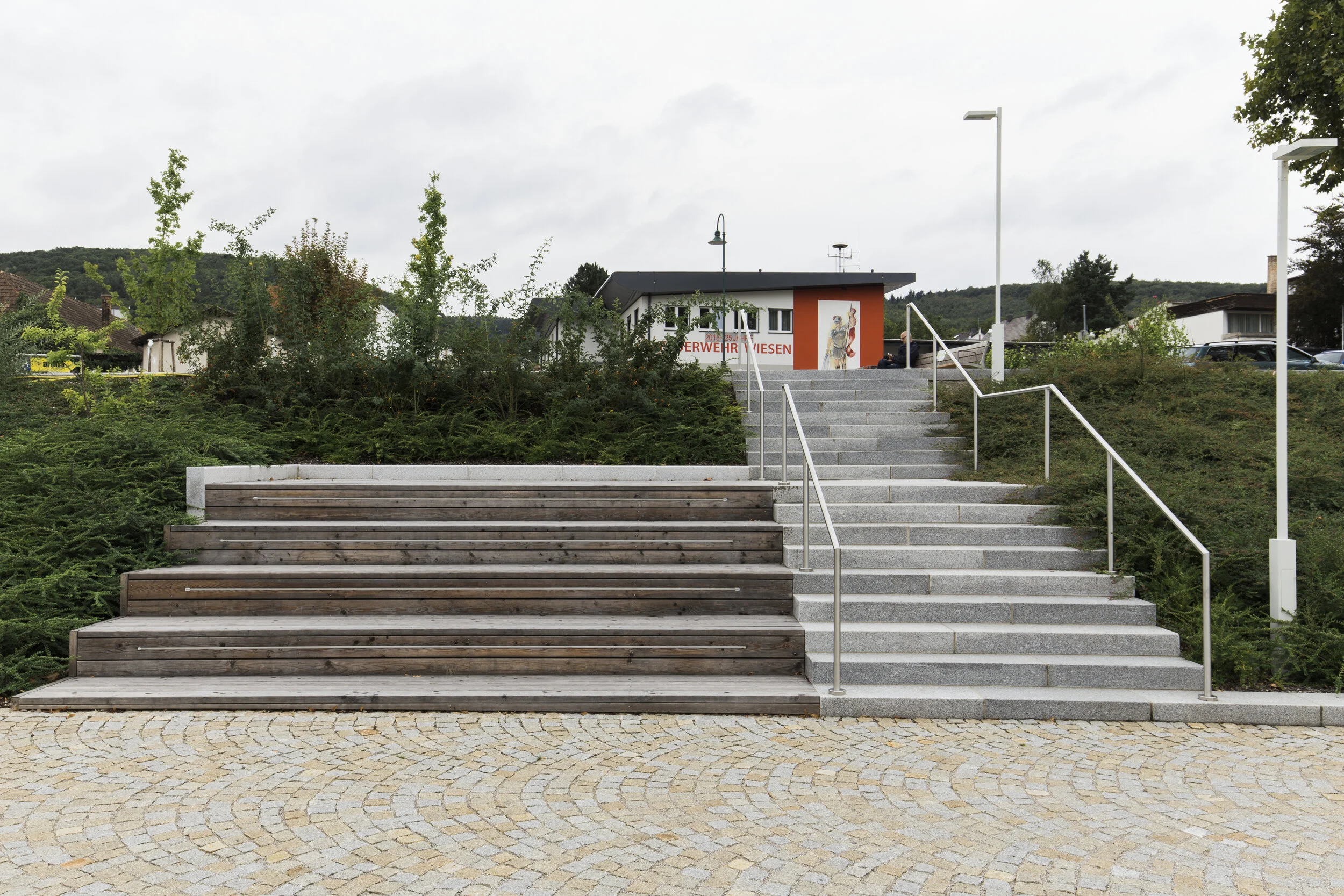  Kirchenpark | Wiesen | Stiegenanlage | © Rainer Schoditsch 