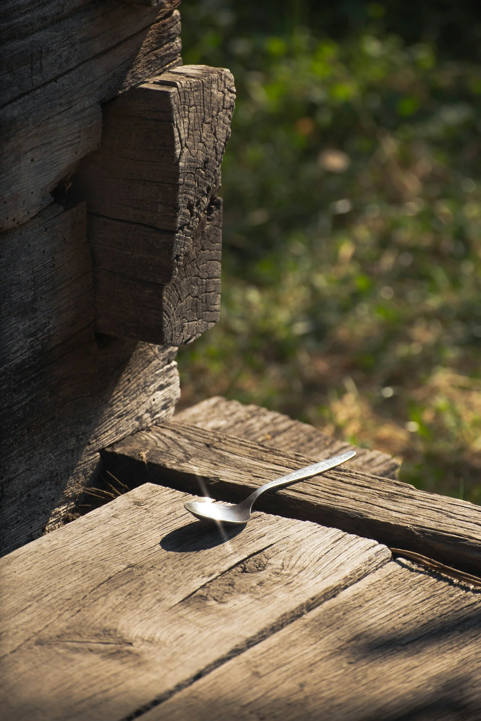 Why Natural Materials Change How We Feel at Home