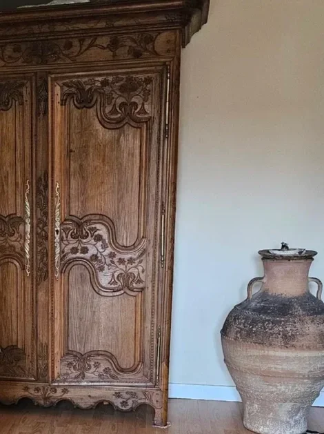 Material Sourcing: Linen, Terracotta, Oak