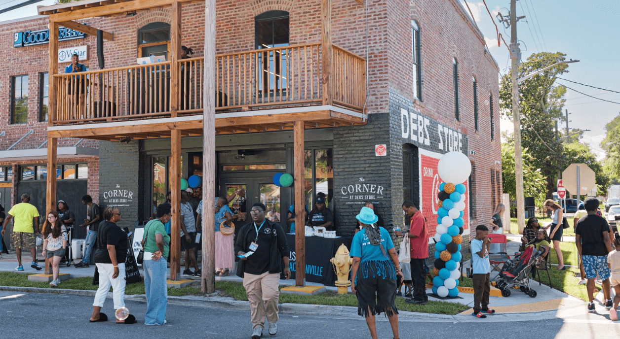 Building a resilient neighborhood through community hubs
