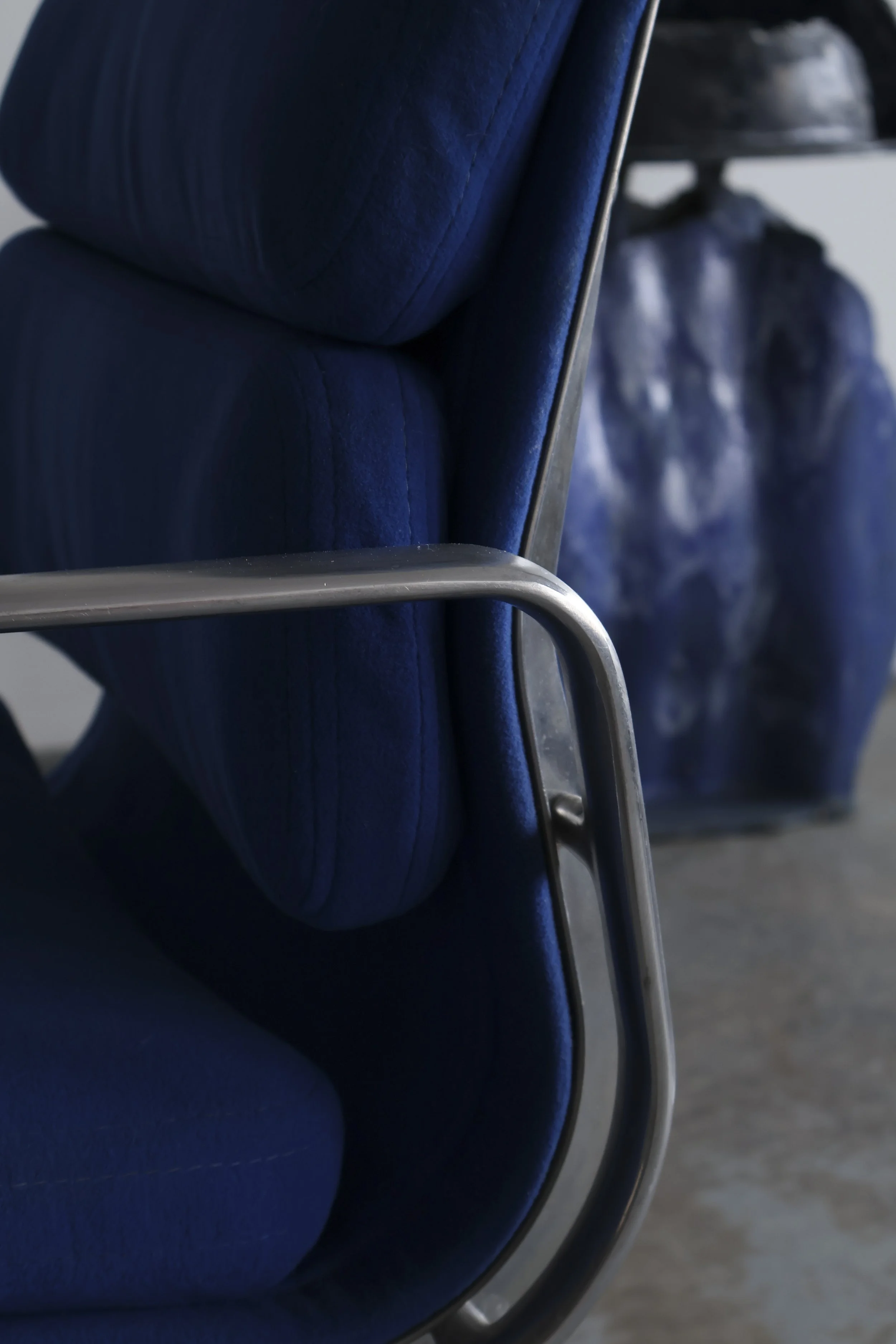 Herman Miller Soft Pad Chair Blue Eames Vintage Montreal Canada
