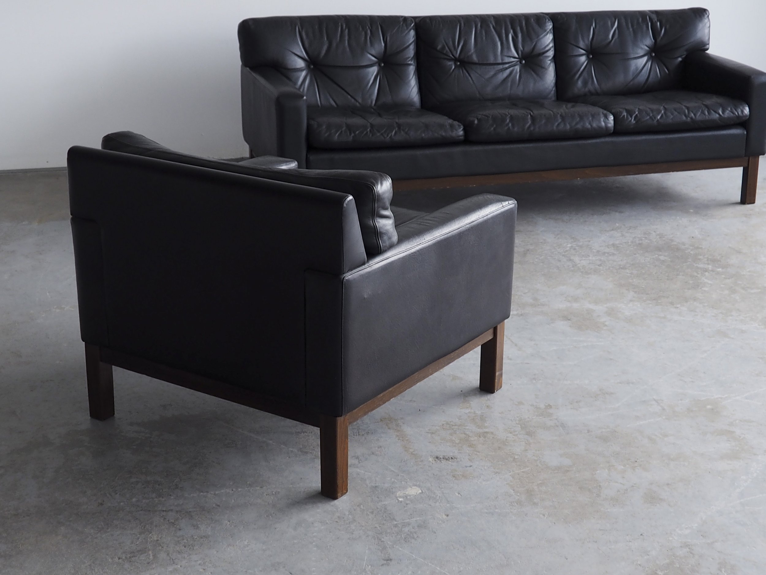 Black Leather Armchair Made in Finland in the 1970s Vintage Montreal