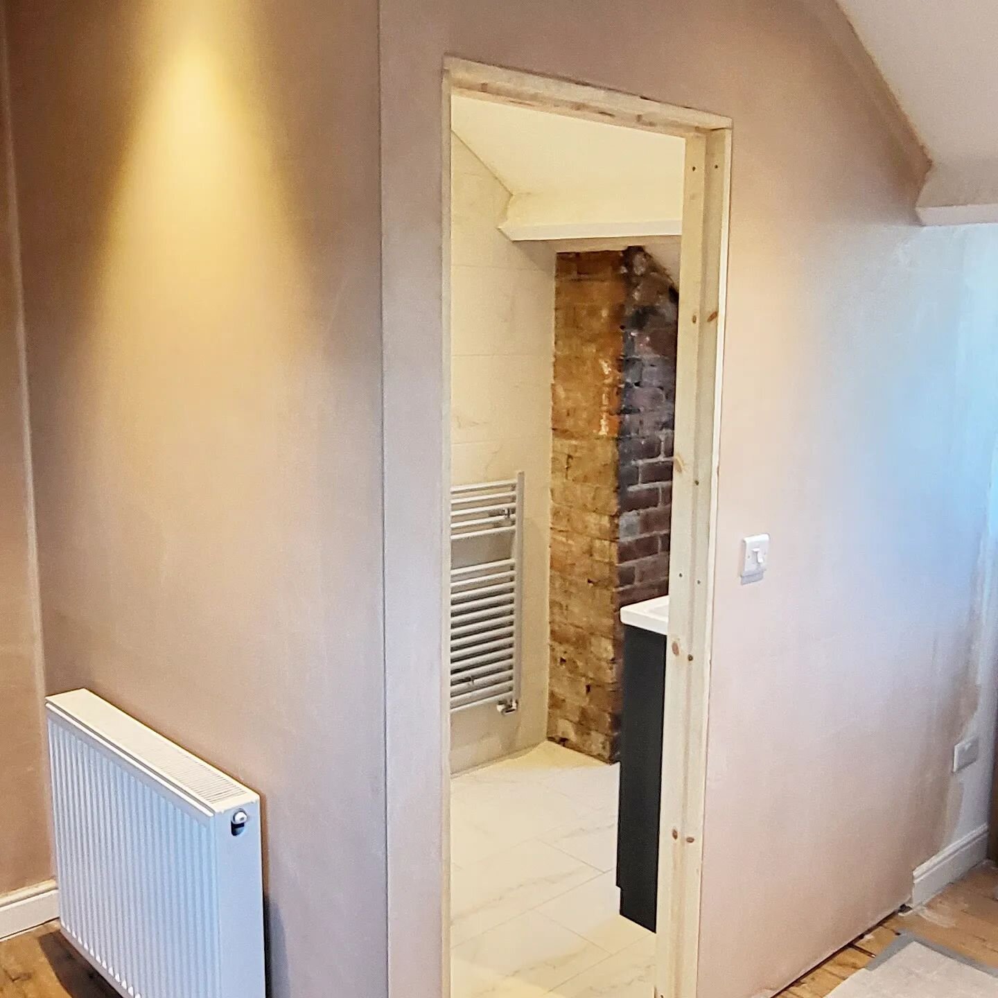 If you have spare space, an ensuite can easily fit into a  attic bedroom. We uncovered a nice feature chimney breast on this one. 👍